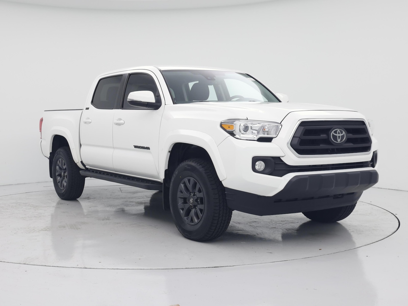 2023 Toyota Tacoma SR5 - Photo 2