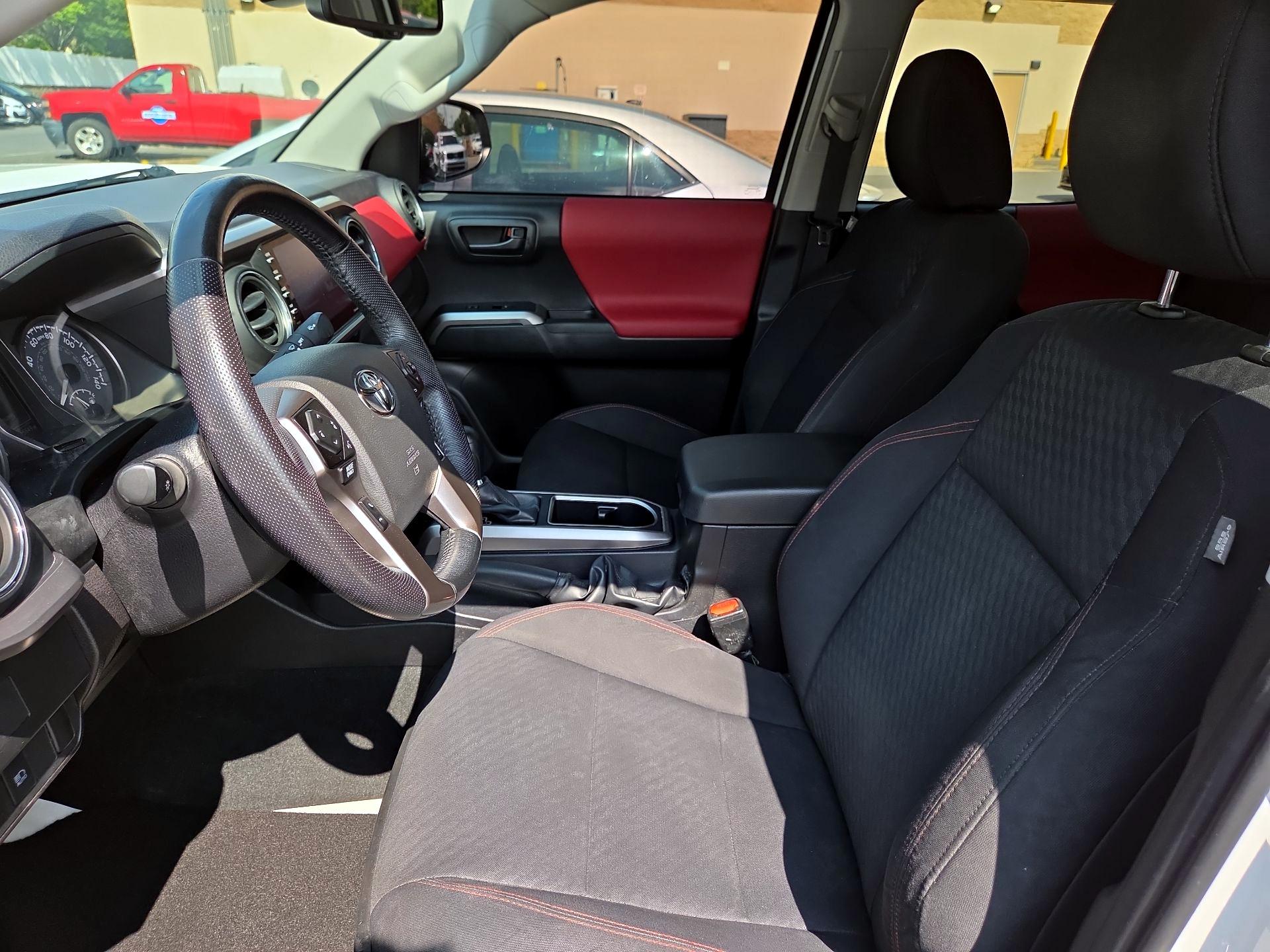Thumbnail: 2023 Toyota Tacoma - 11