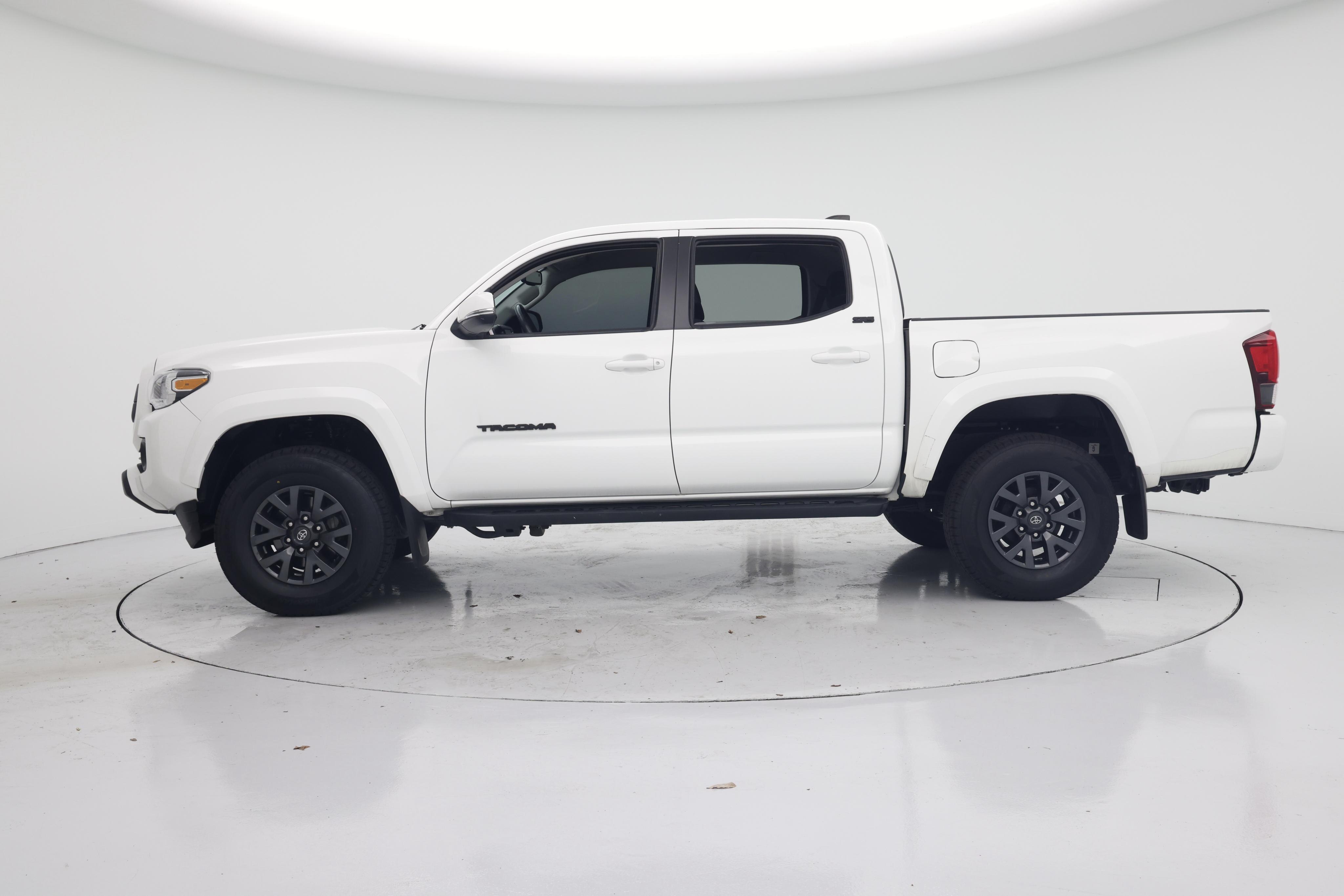 Thumbnail: 2023 Toyota Tacoma - 3