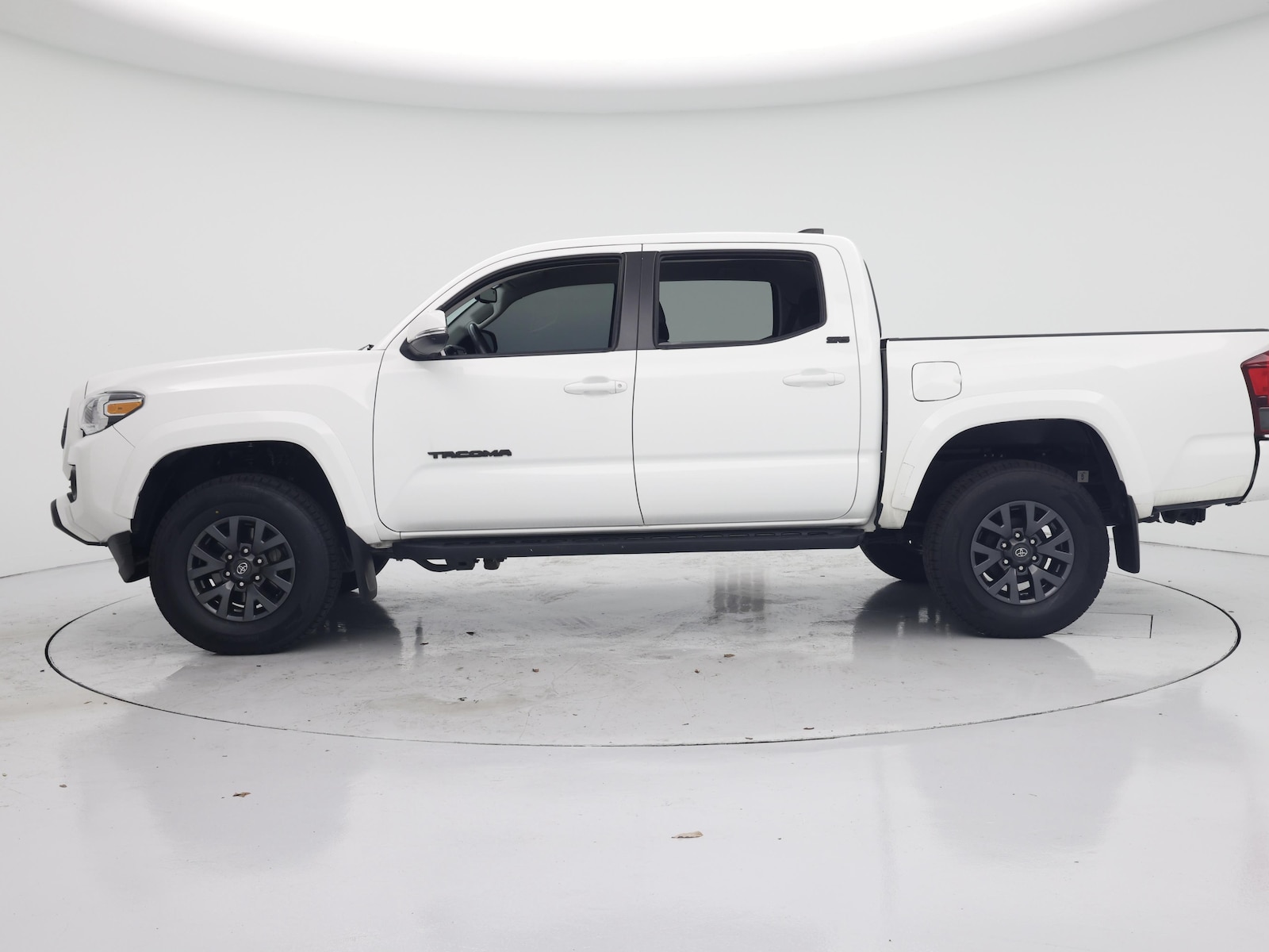 2023 Toyota Tacoma SR5 - Photo 4