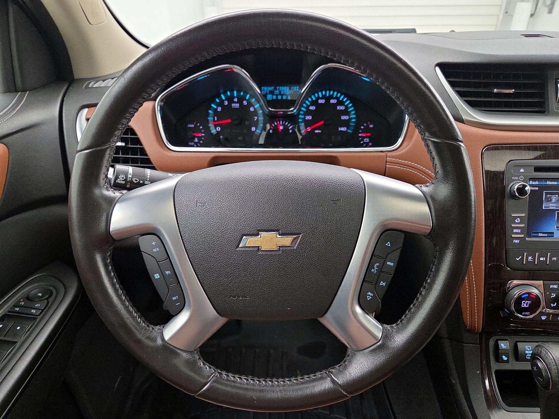 Thumbnail: 2016 Chevrolet Traverse - 10