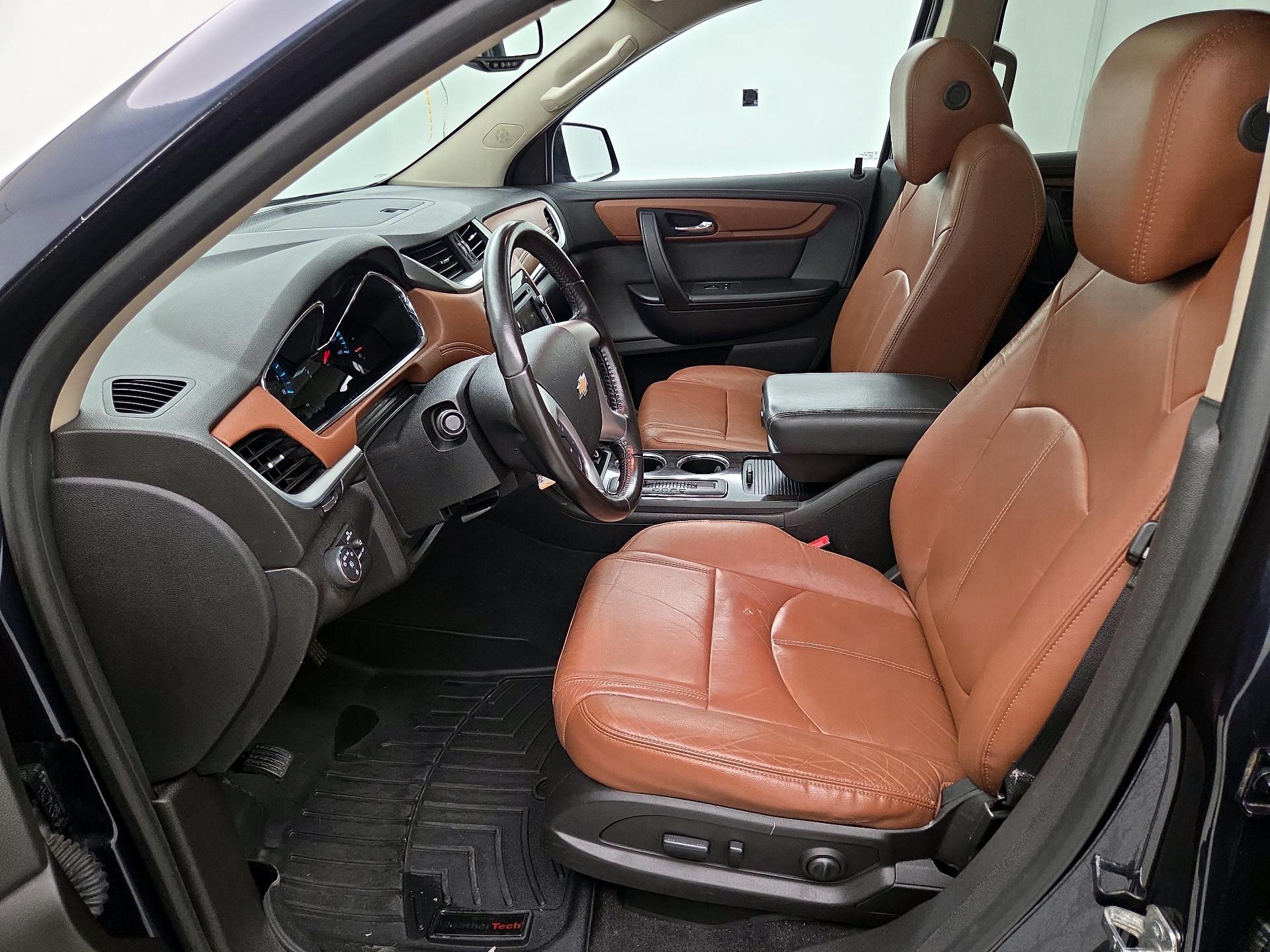 Thumbnail: 2016 Chevrolet Traverse - 11