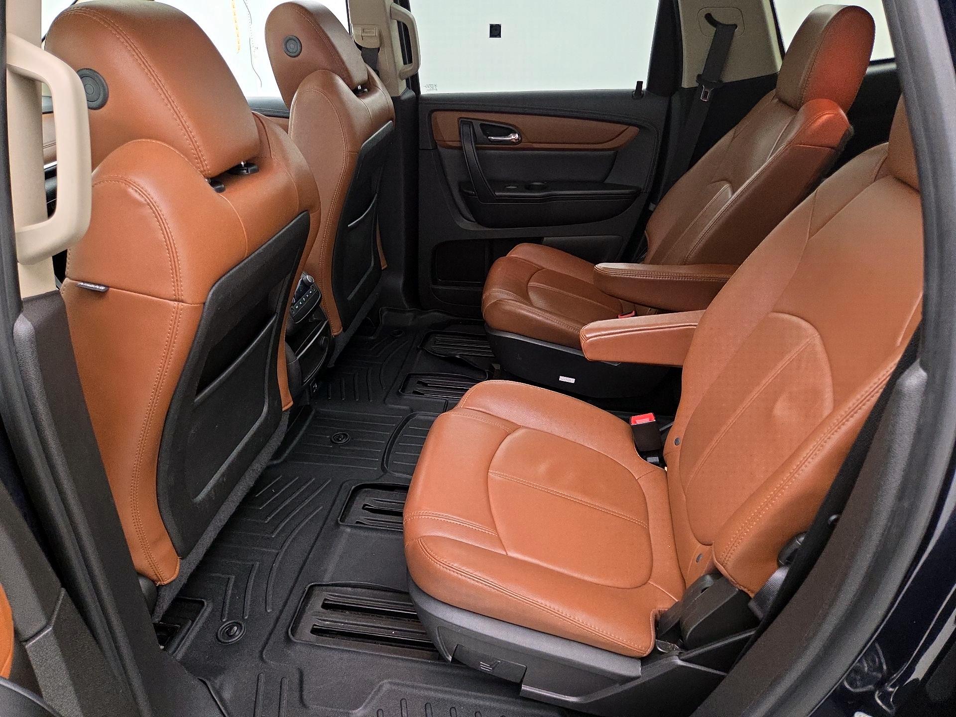 Thumbnail: 2016 Chevrolet Traverse - 20
