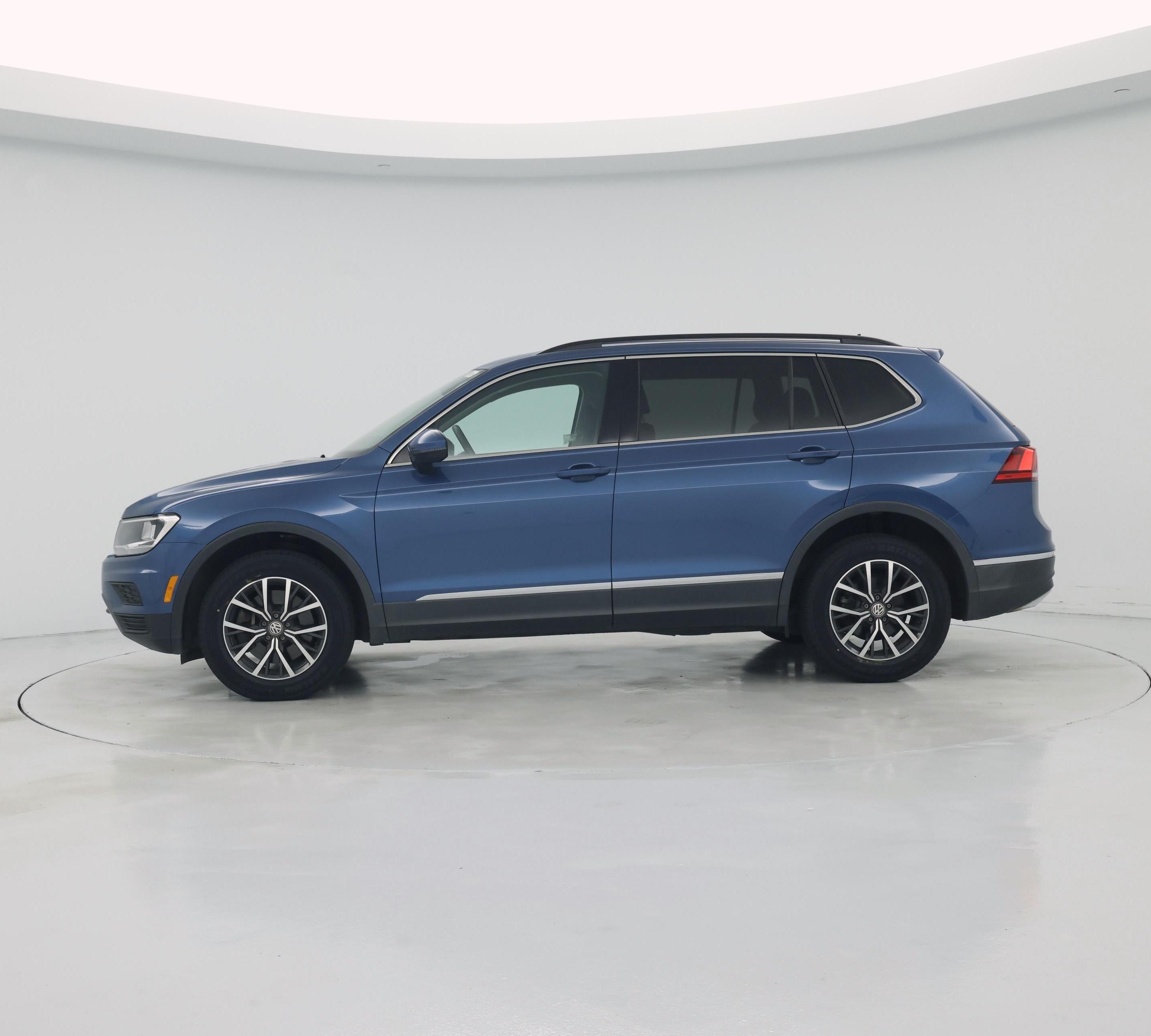 Thumbnail: 2020 Volkswagen Tiguan - 3