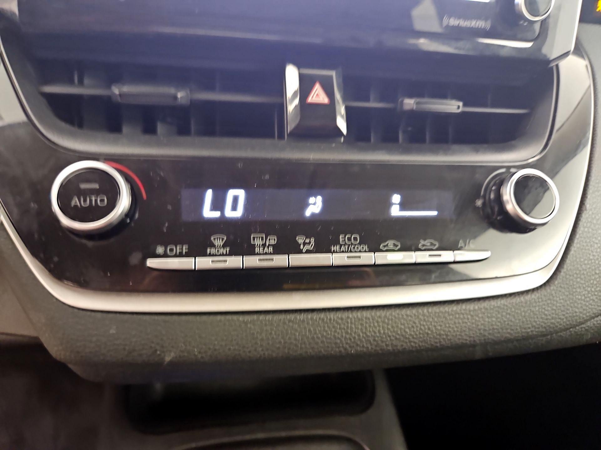 Thumbnail: 2021 Toyota Corolla - 16
