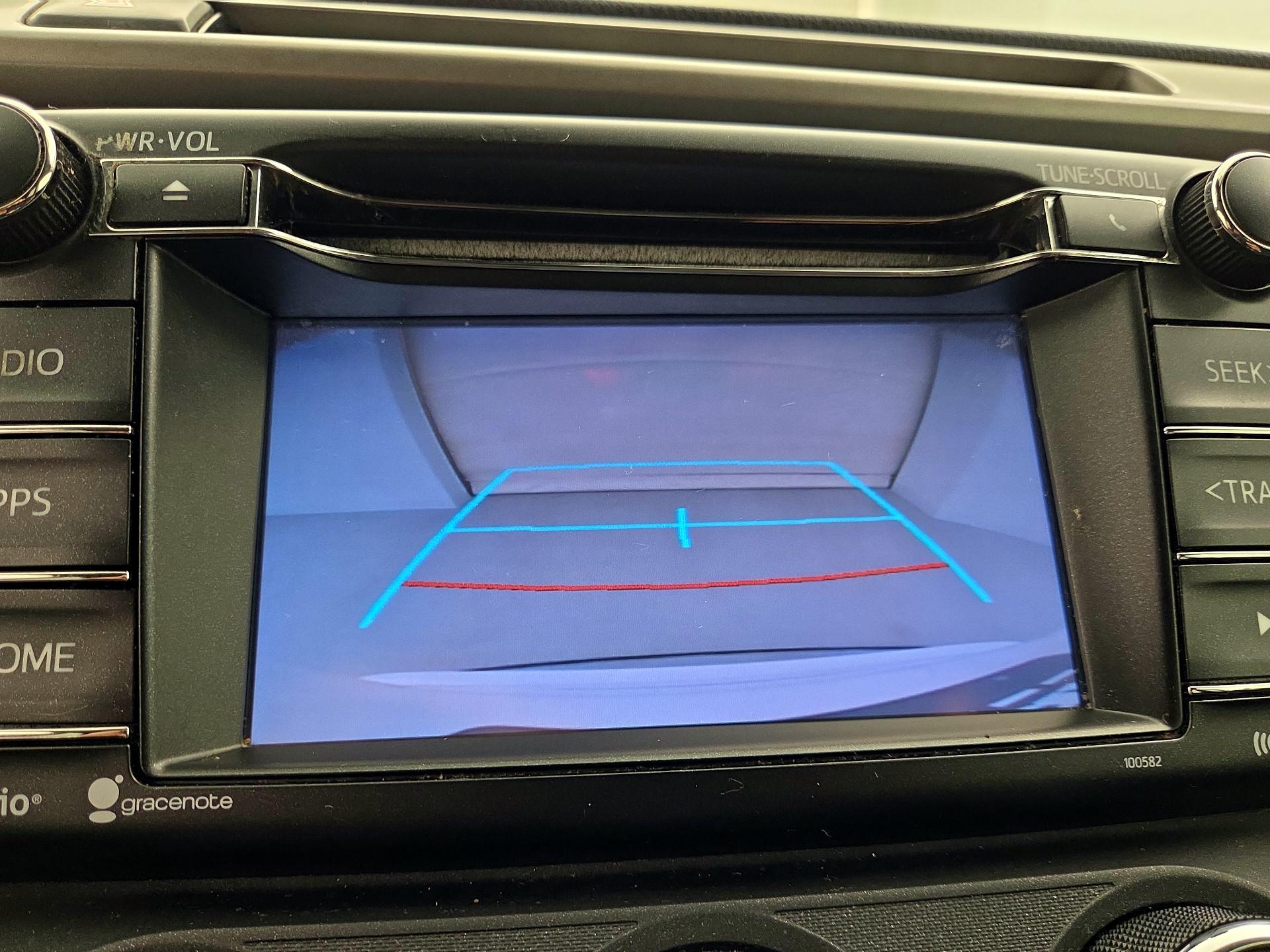 Thumbnail: 2018 Toyota RAV4 - 14