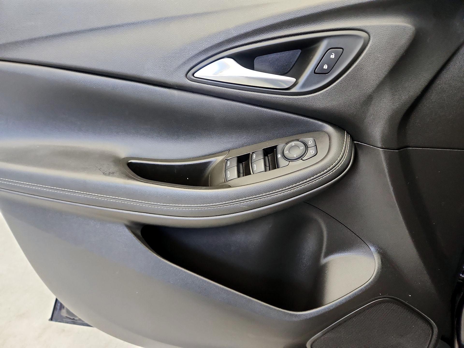 Thumbnail: 2021 Buick Encore GX - 12
