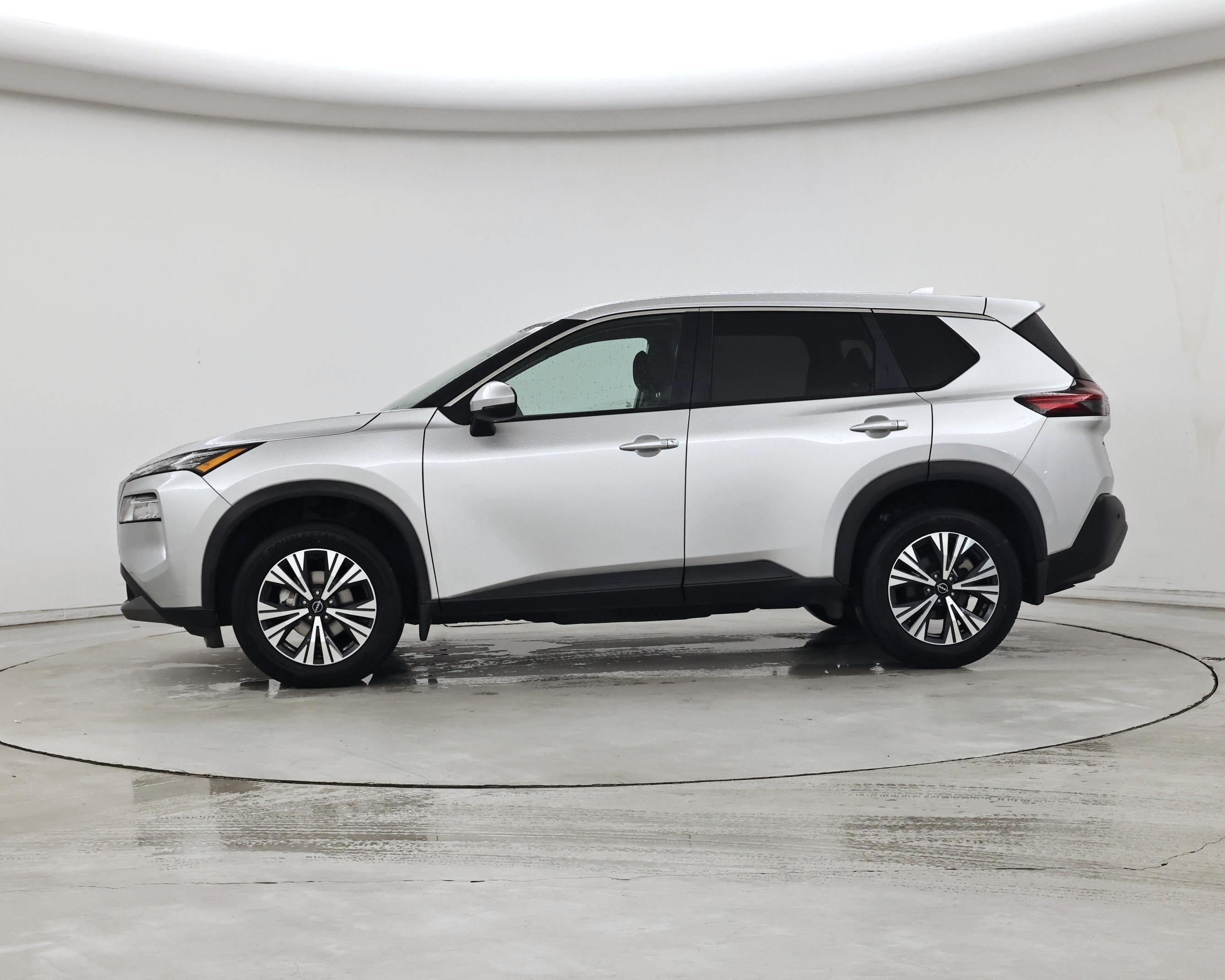 Thumbnail: 2022 Nissan Rogue - 3
