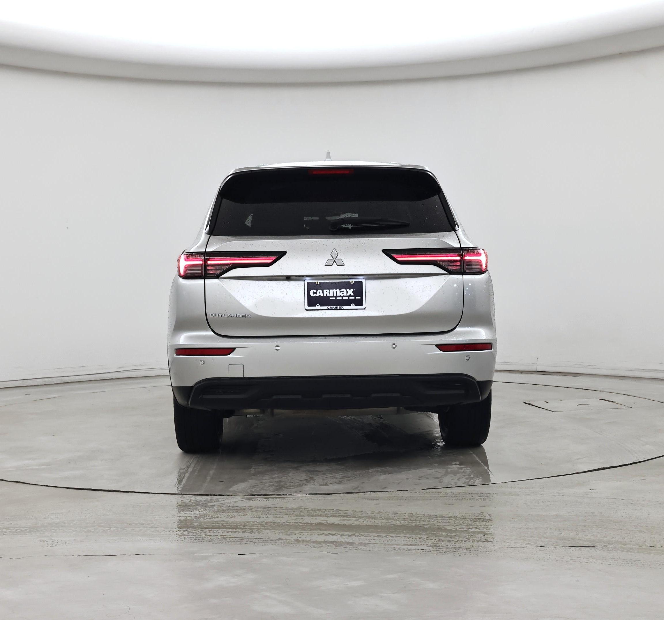 Thumbnail: 2025 Mitsubishi Outlander - 6