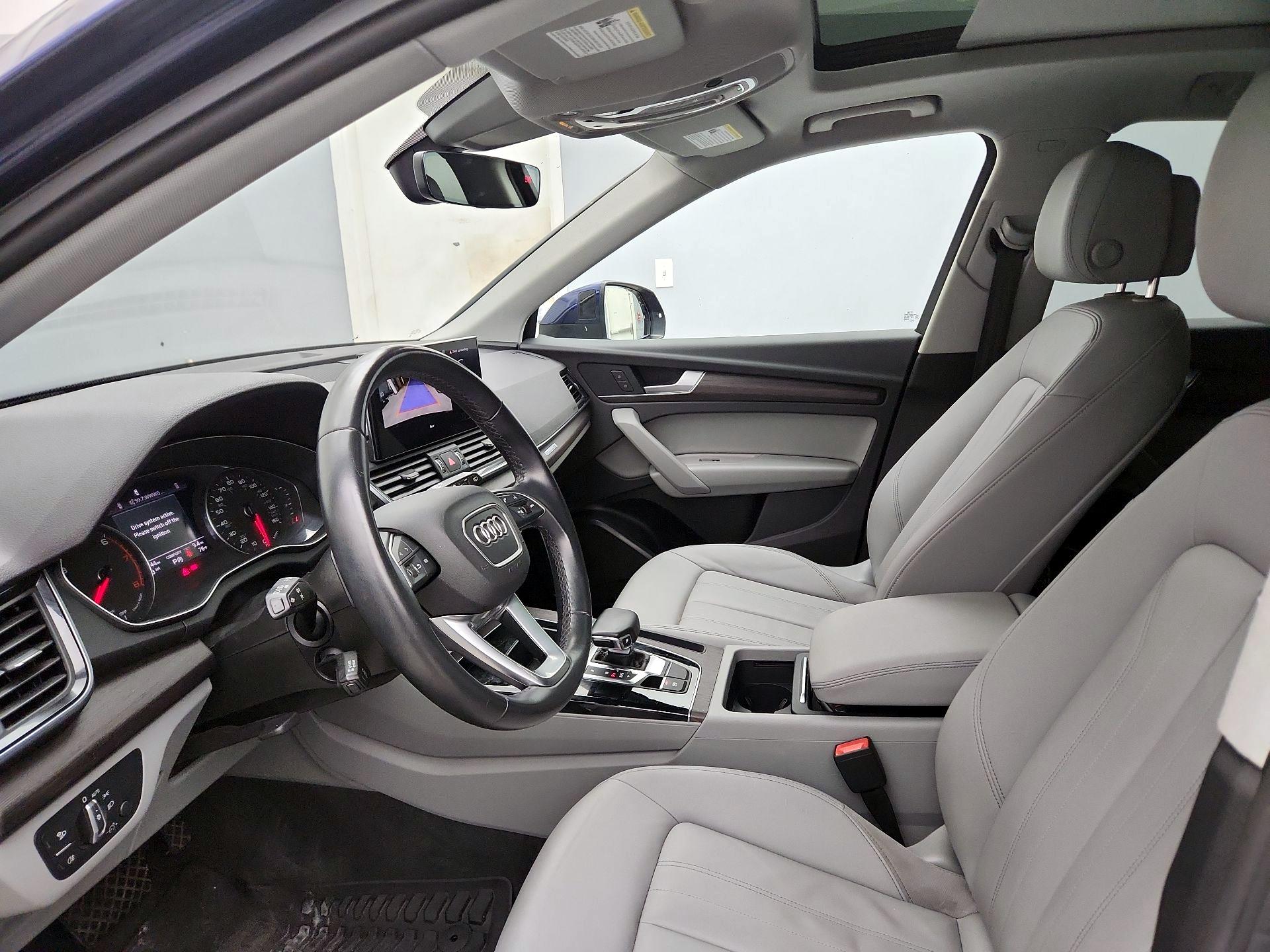 Thumbnail: 2022 Audi Q5 - 11