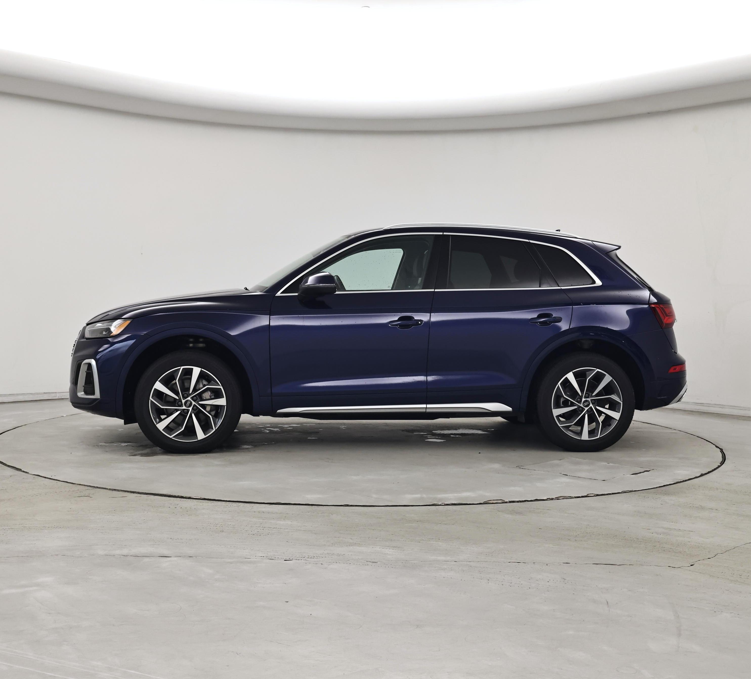 Thumbnail: 2022 Audi Q5 - 3