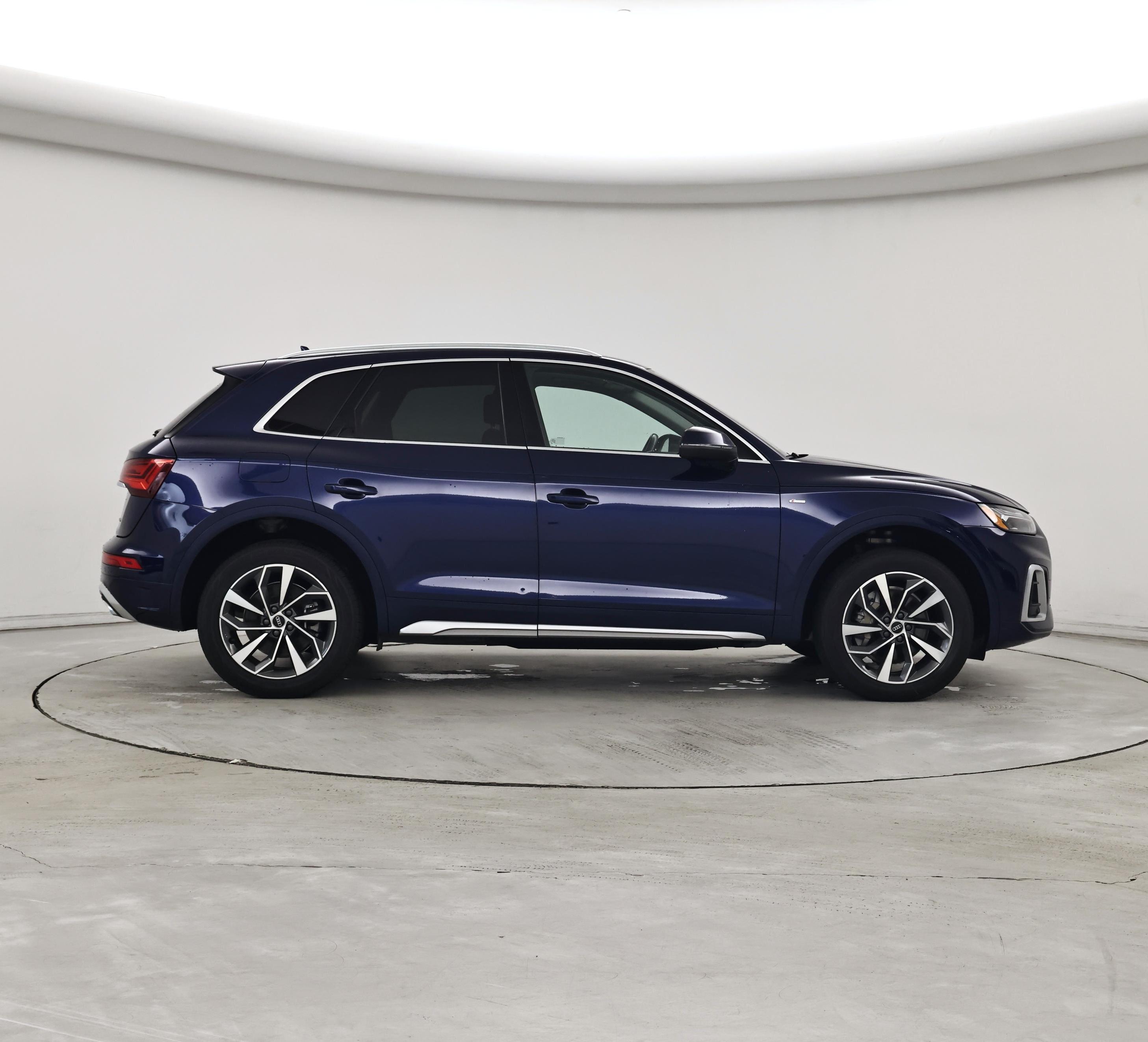 Thumbnail: 2022 Audi Q5 - 7