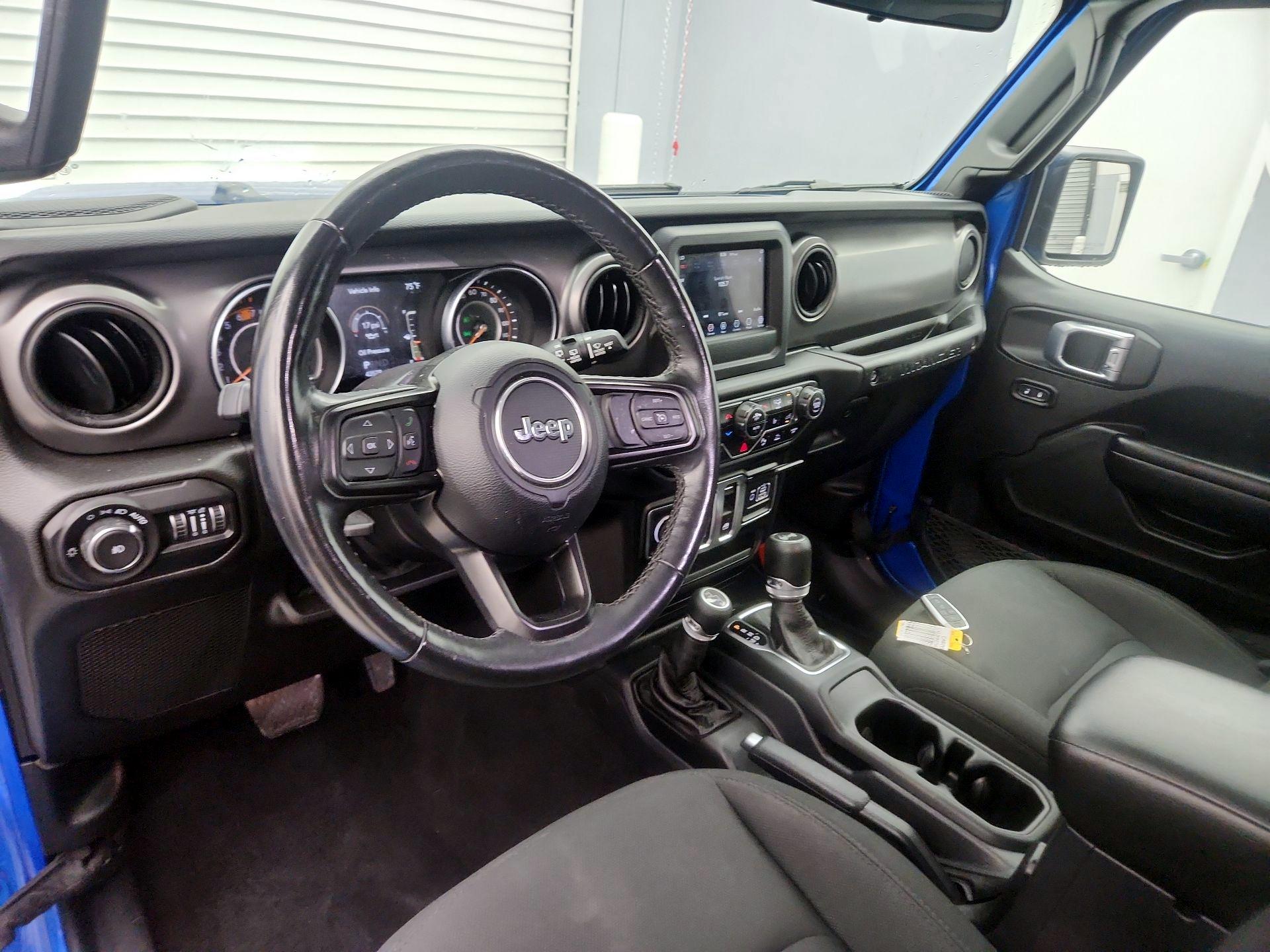 Thumbnail: 2021 Jeep Wrangler - 9