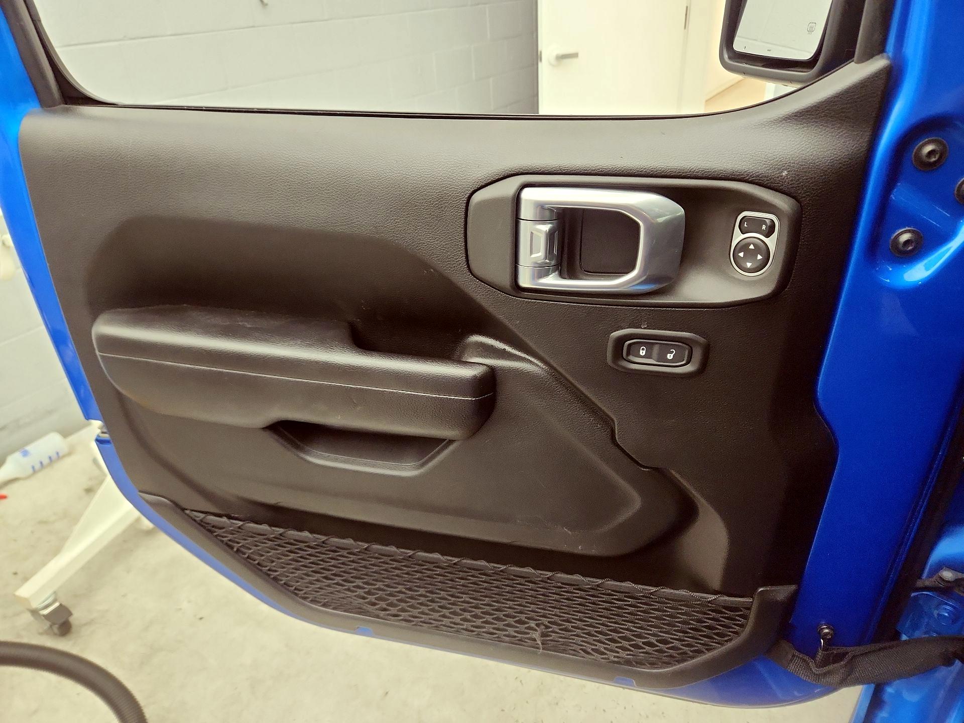 Thumbnail: 2021 Jeep Wrangler - 12