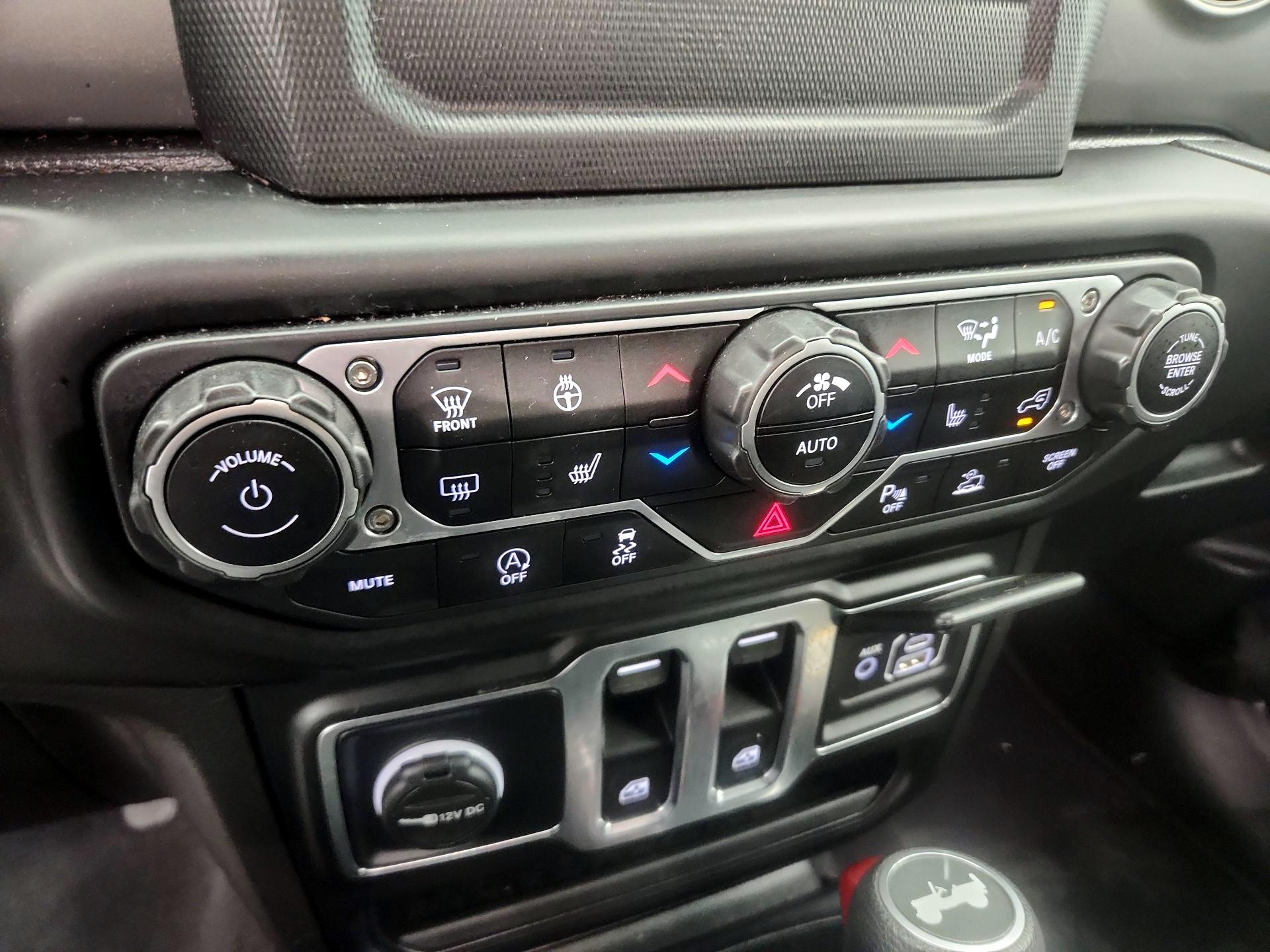Thumbnail: 2021 Jeep Wrangler - 16