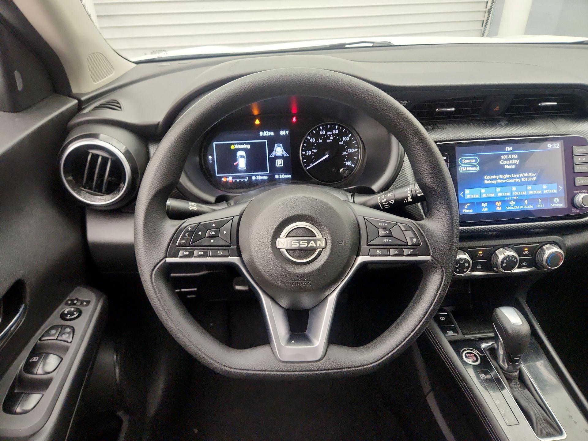 Thumbnail: 2024 Nissan Kicks - 10