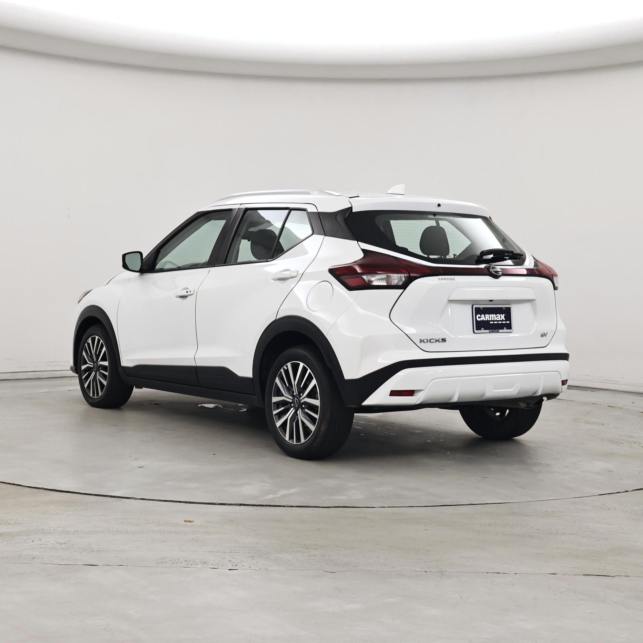 Thumbnail: 2024 Nissan Kicks - 2