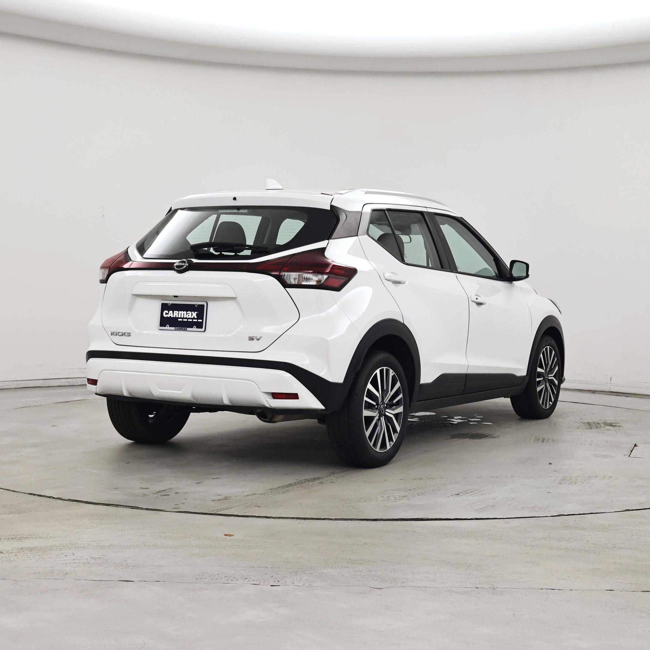 Thumbnail: 2024 Nissan Kicks - 8