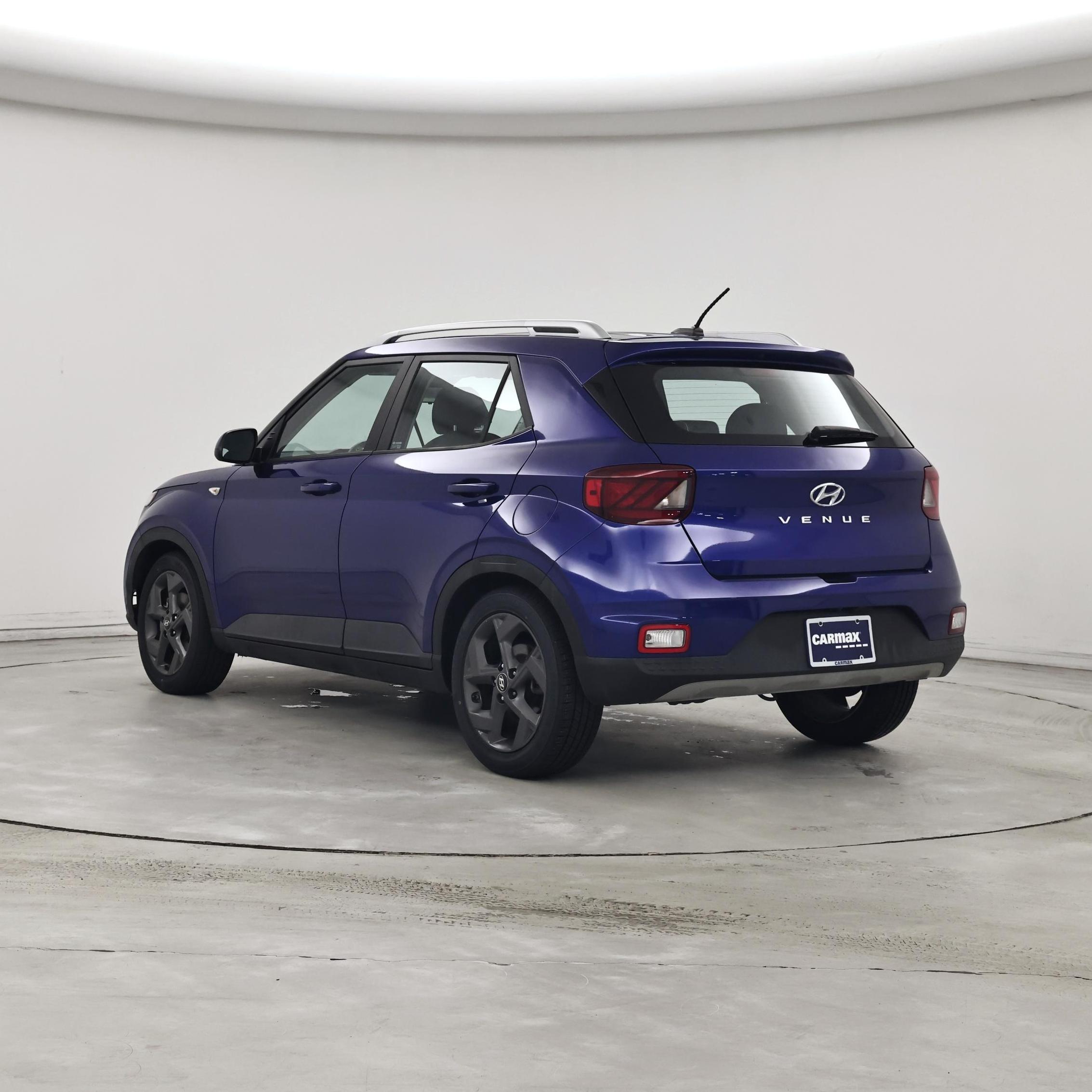 Thumbnail: 2023 Hyundai Venue - 2