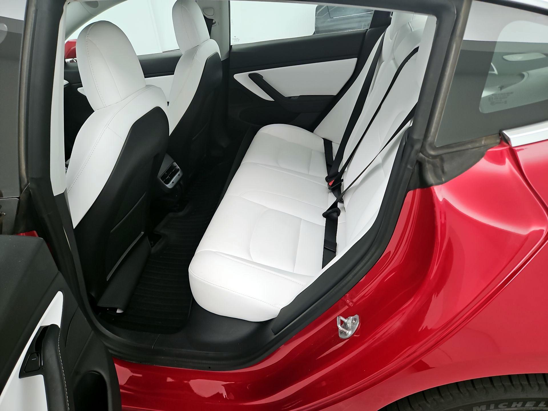 Thumbnail: 2020 Tesla Model 3 - 19