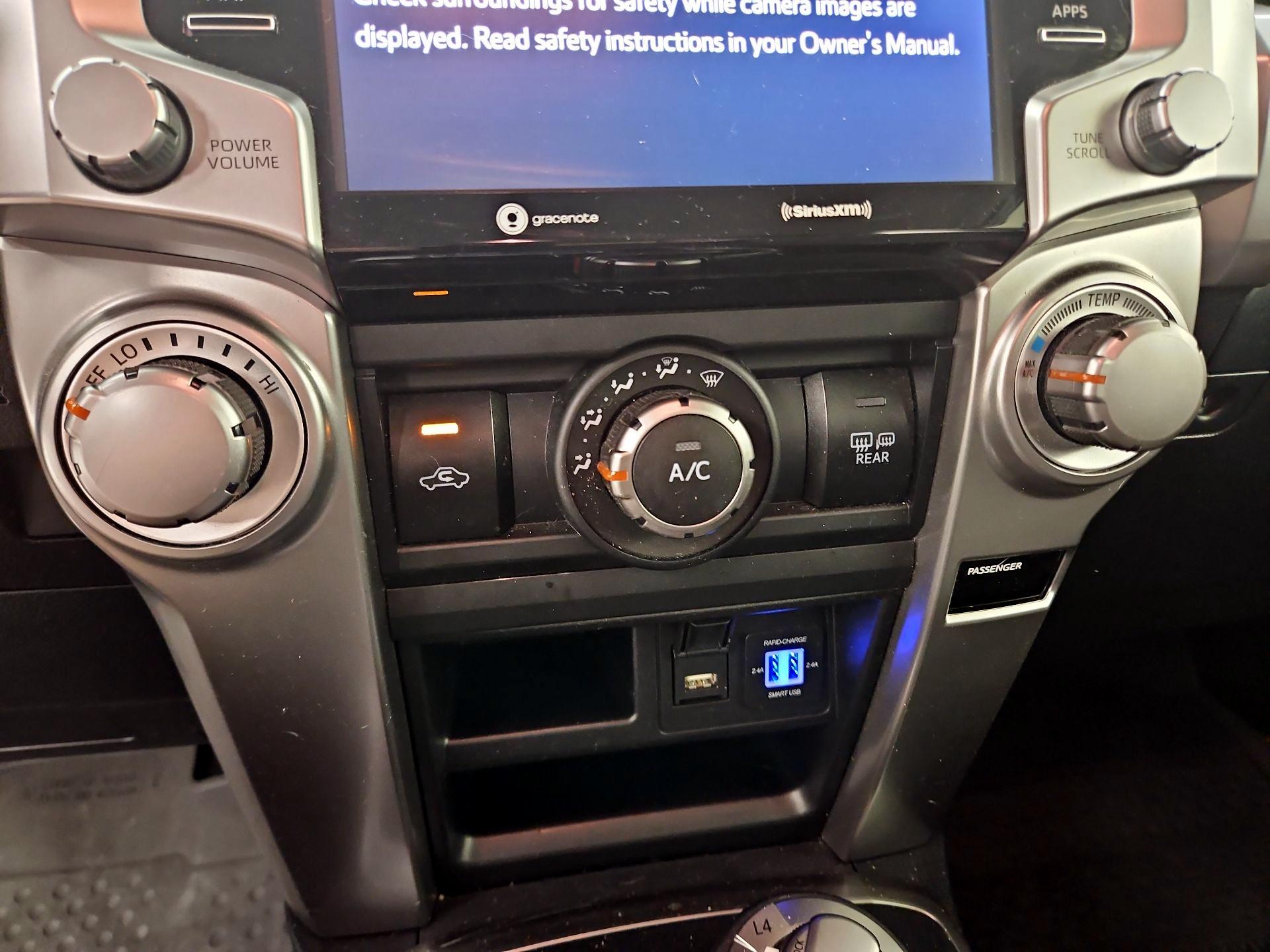 Thumbnail: 2020 Toyota 4Runner - 16