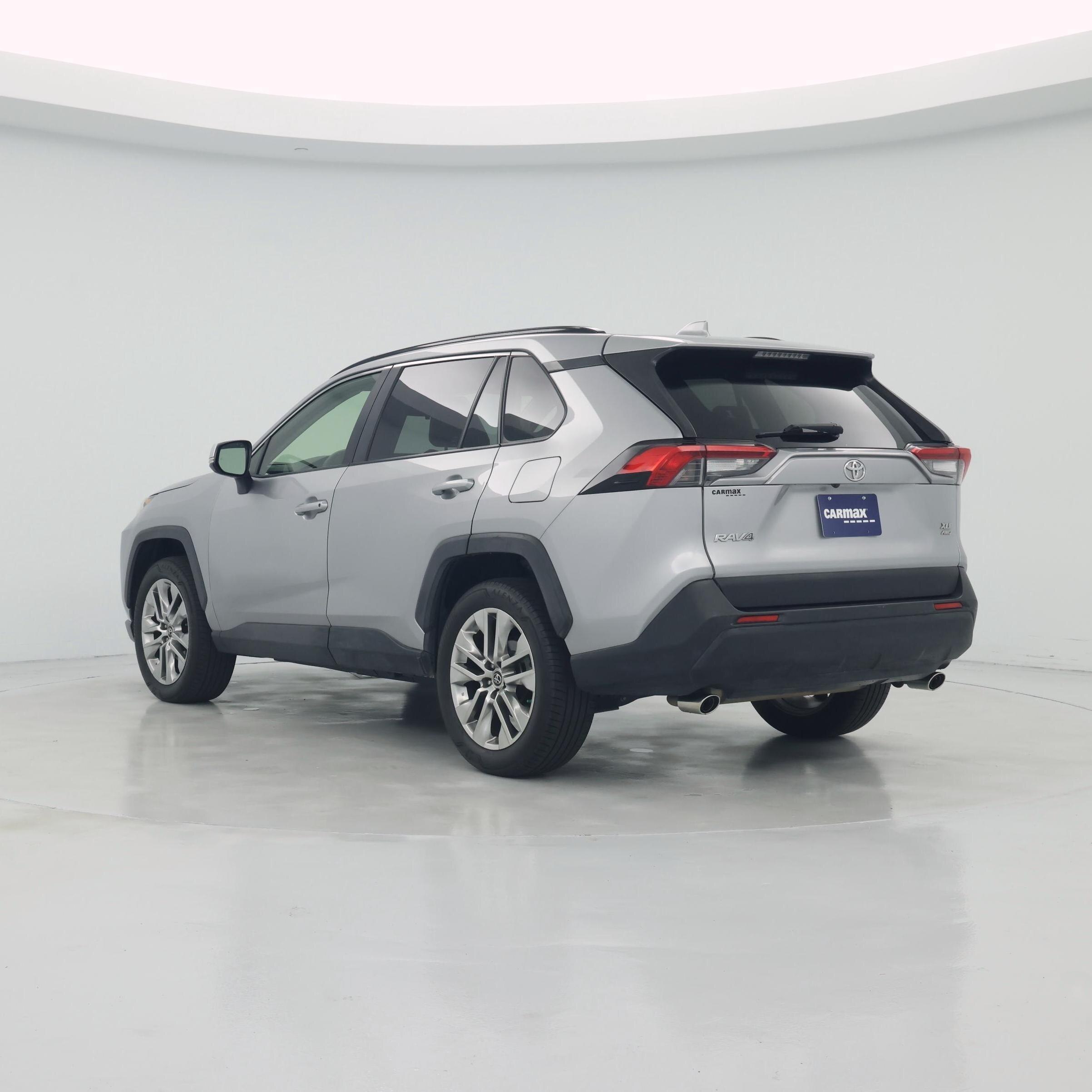 Thumbnail: 2019 Toyota RAV4 - 2