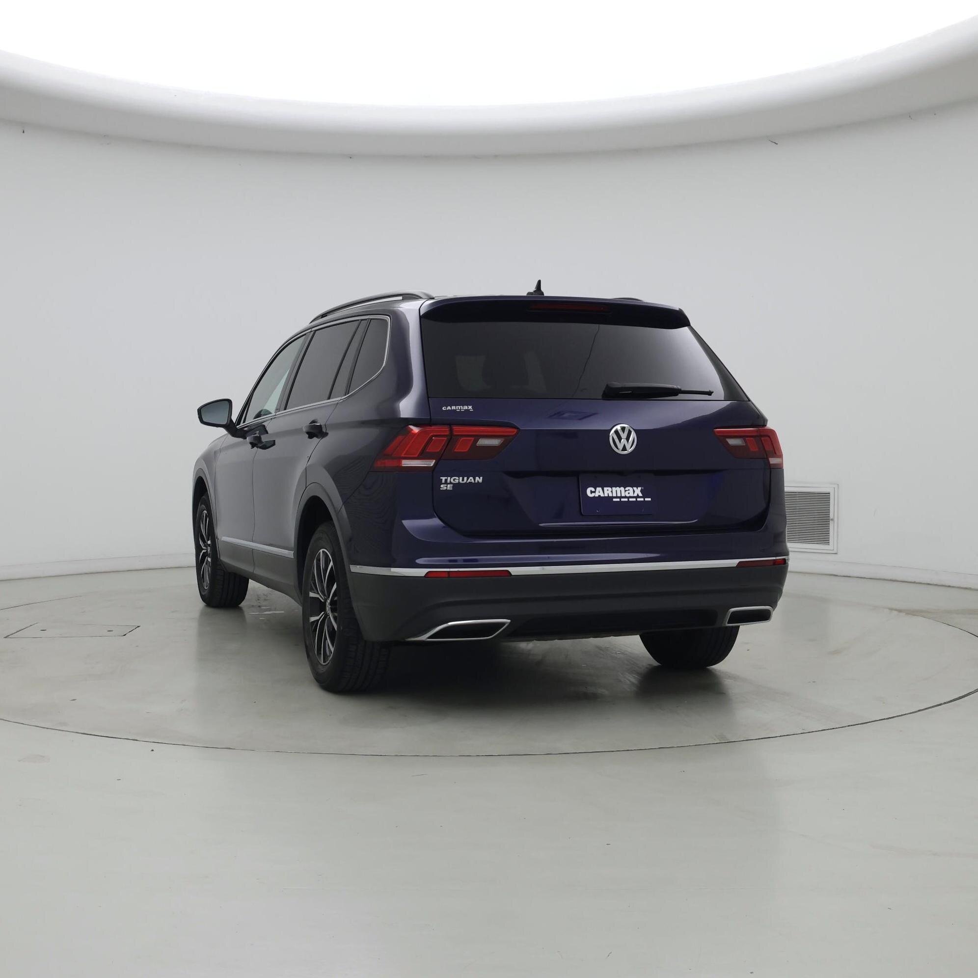 Thumbnail: 2021 Volkswagen Tiguan - 2