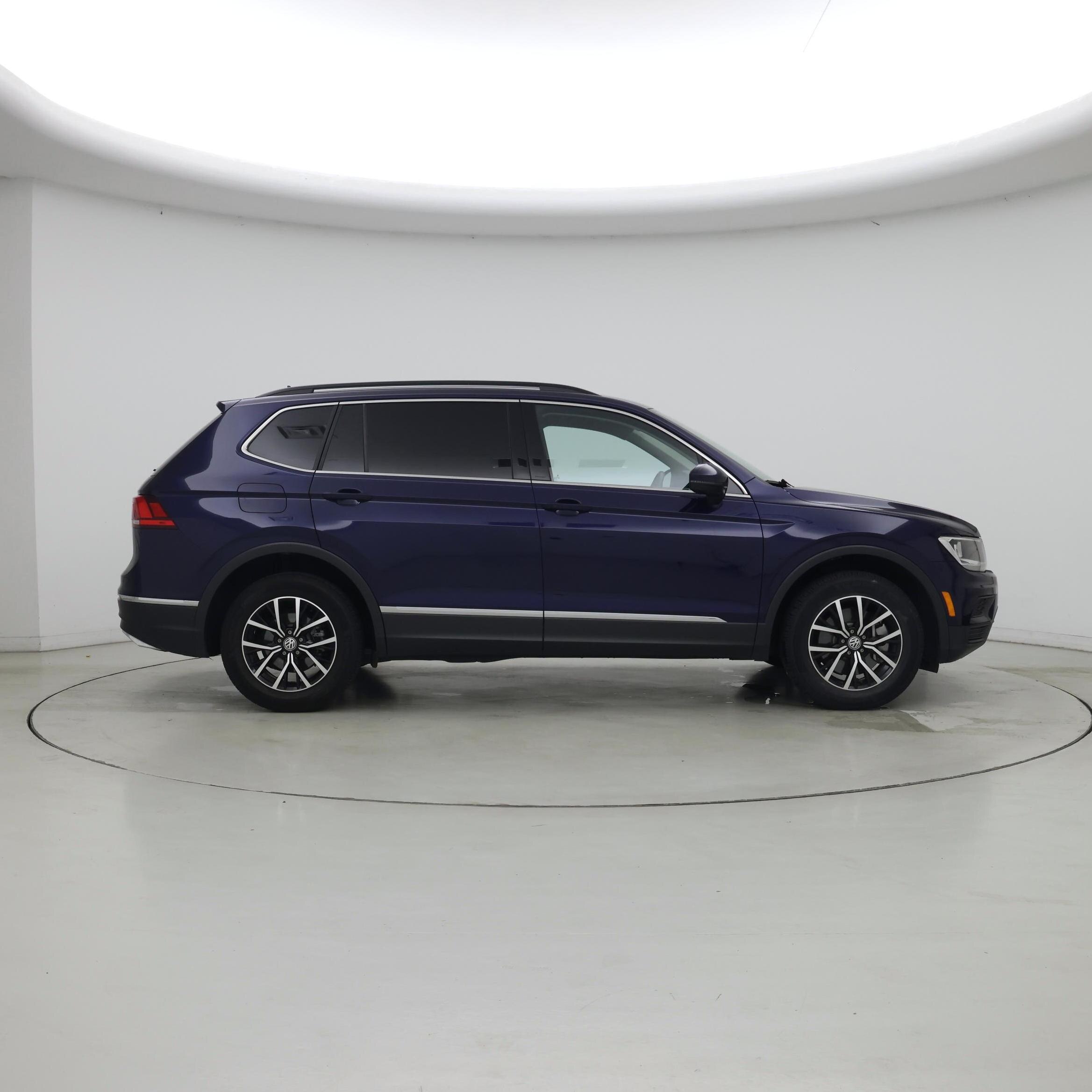 Thumbnail: 2021 Volkswagen Tiguan - 7