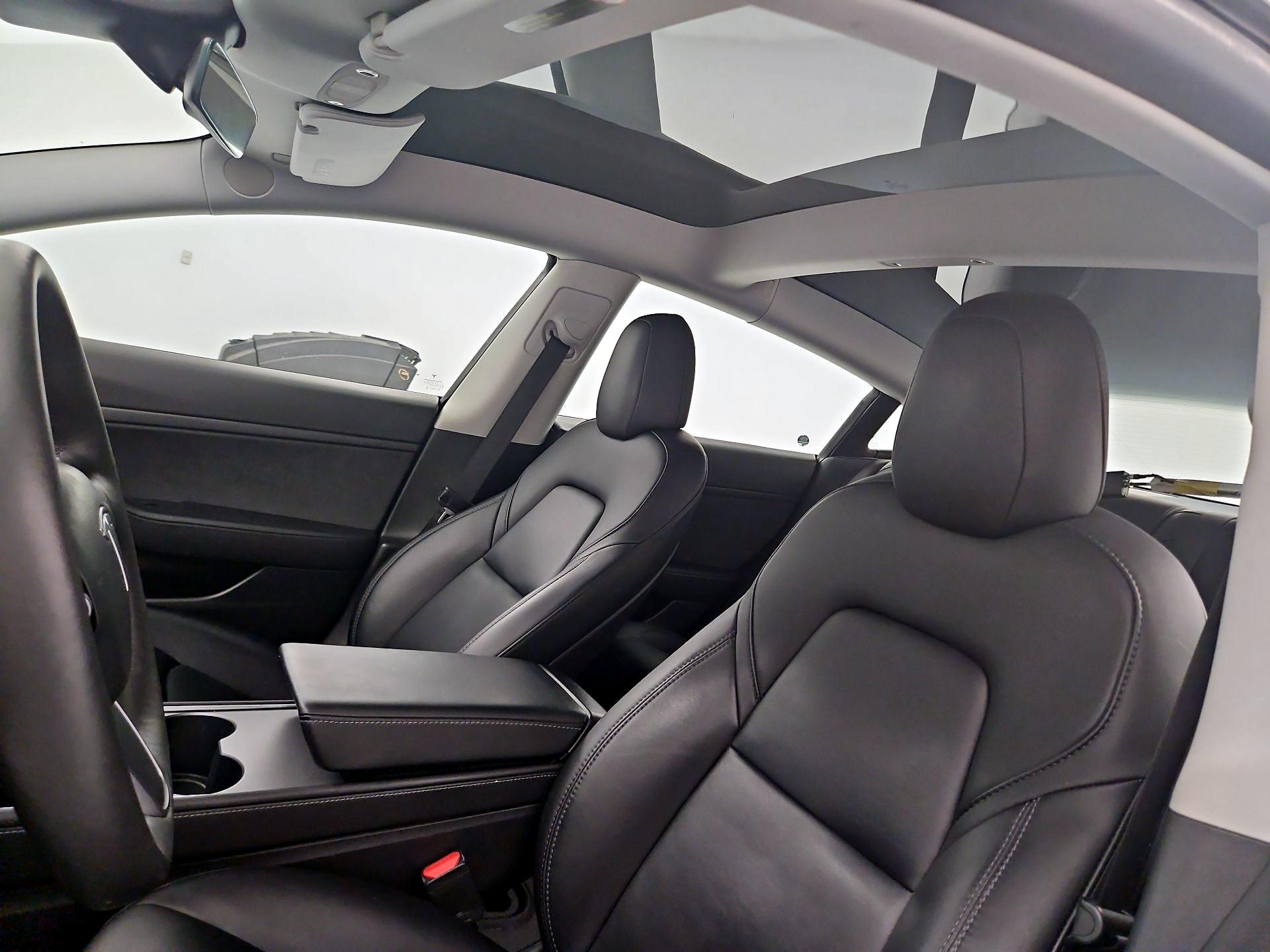 Thumbnail: 2021 Tesla Model 3 - 18