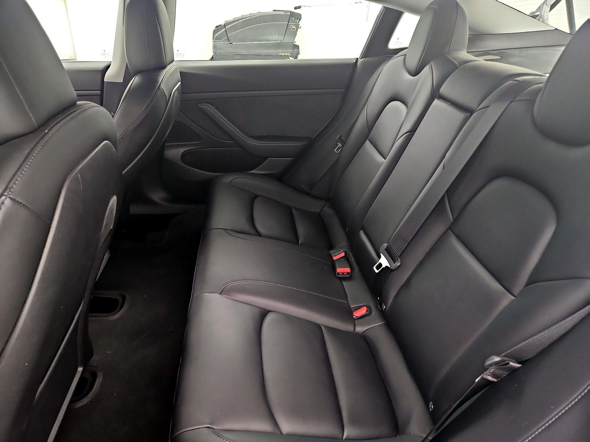 Thumbnail: 2021 Tesla Model 3 - 19