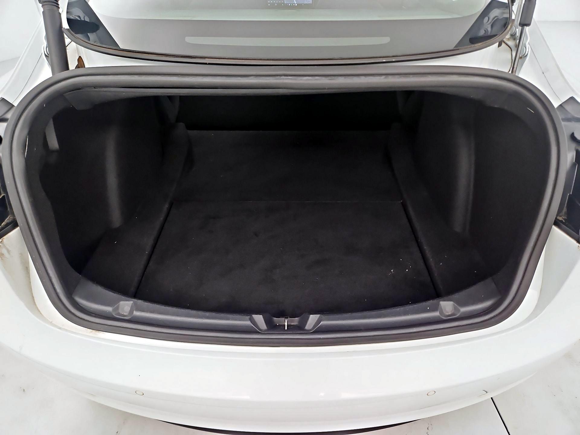 Thumbnail: 2021 Tesla Model 3 - 20