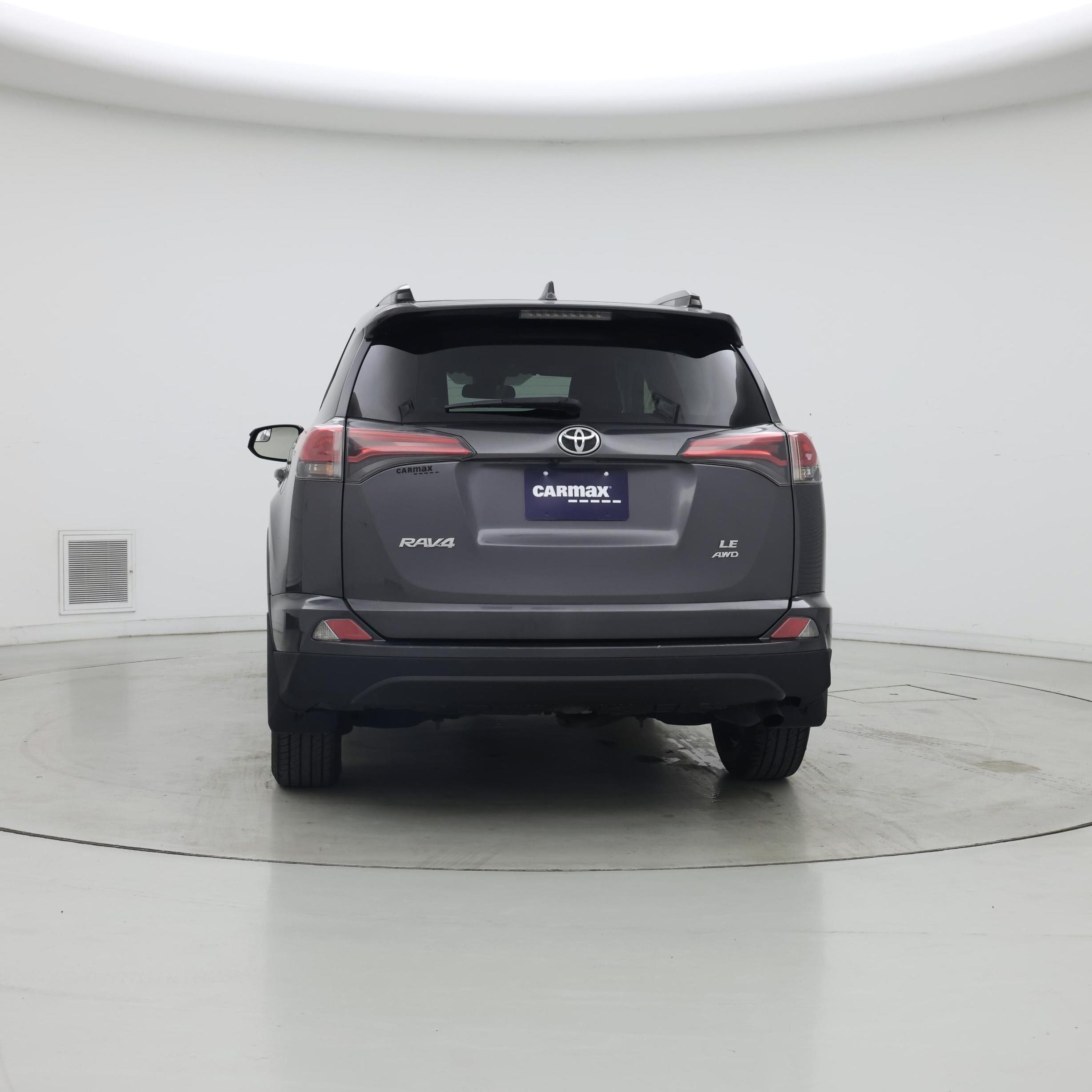 Thumbnail: 2018 Toyota RAV4 - 6
