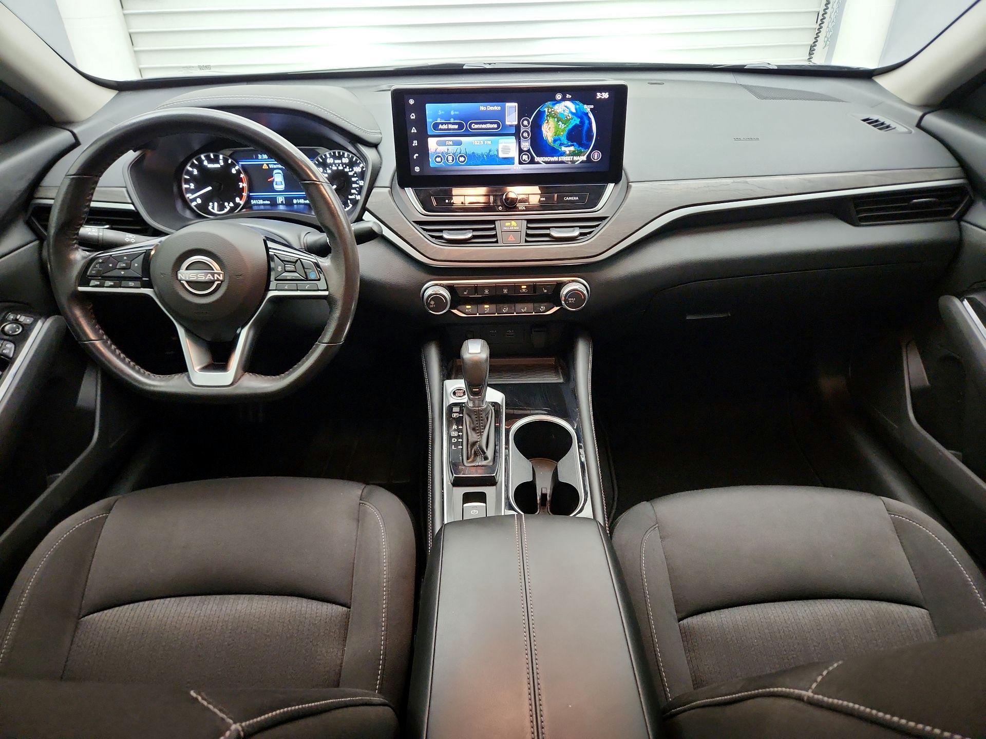 Thumbnail: 2023 Nissan Altima - 9