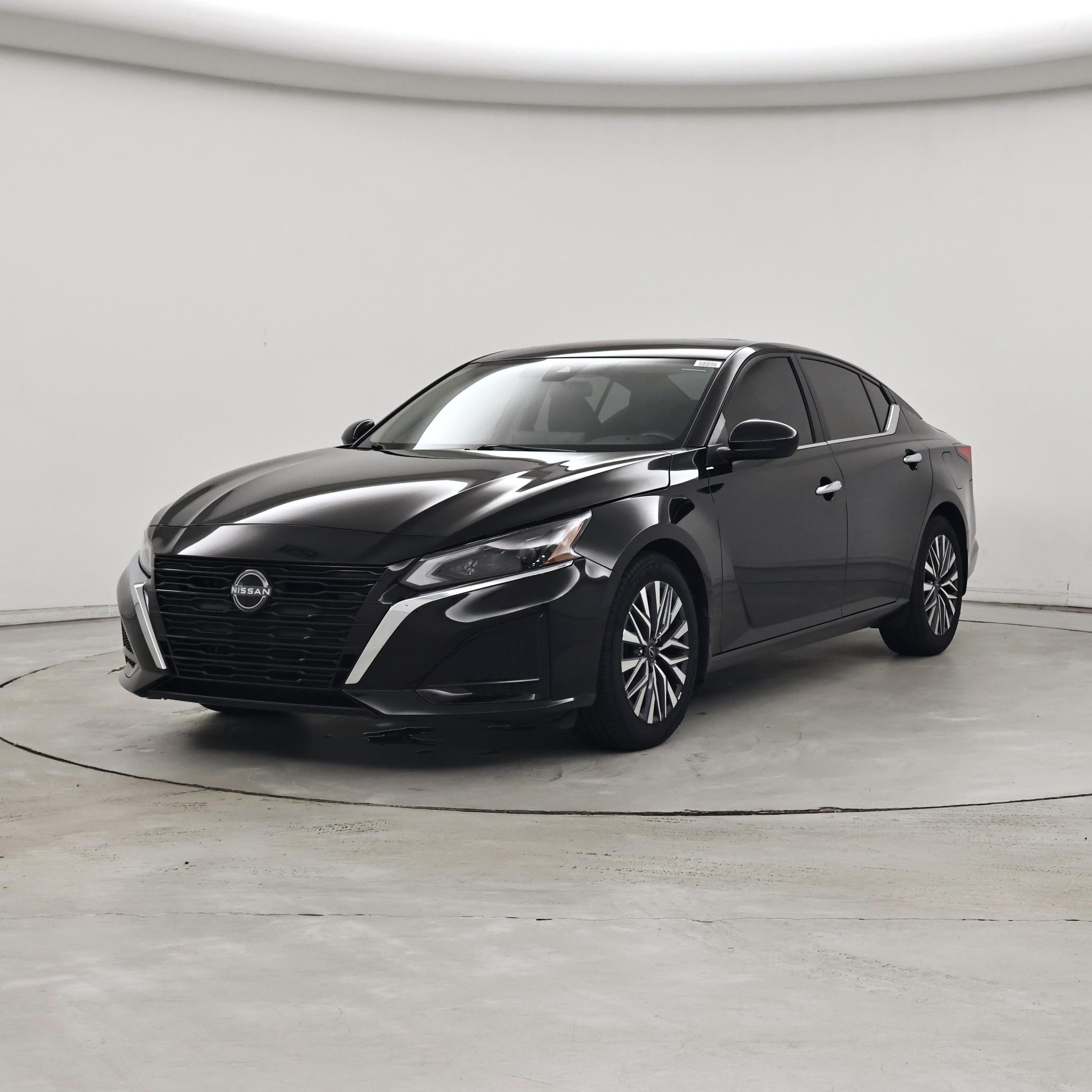 Thumbnail: 2023 Nissan Altima - 4