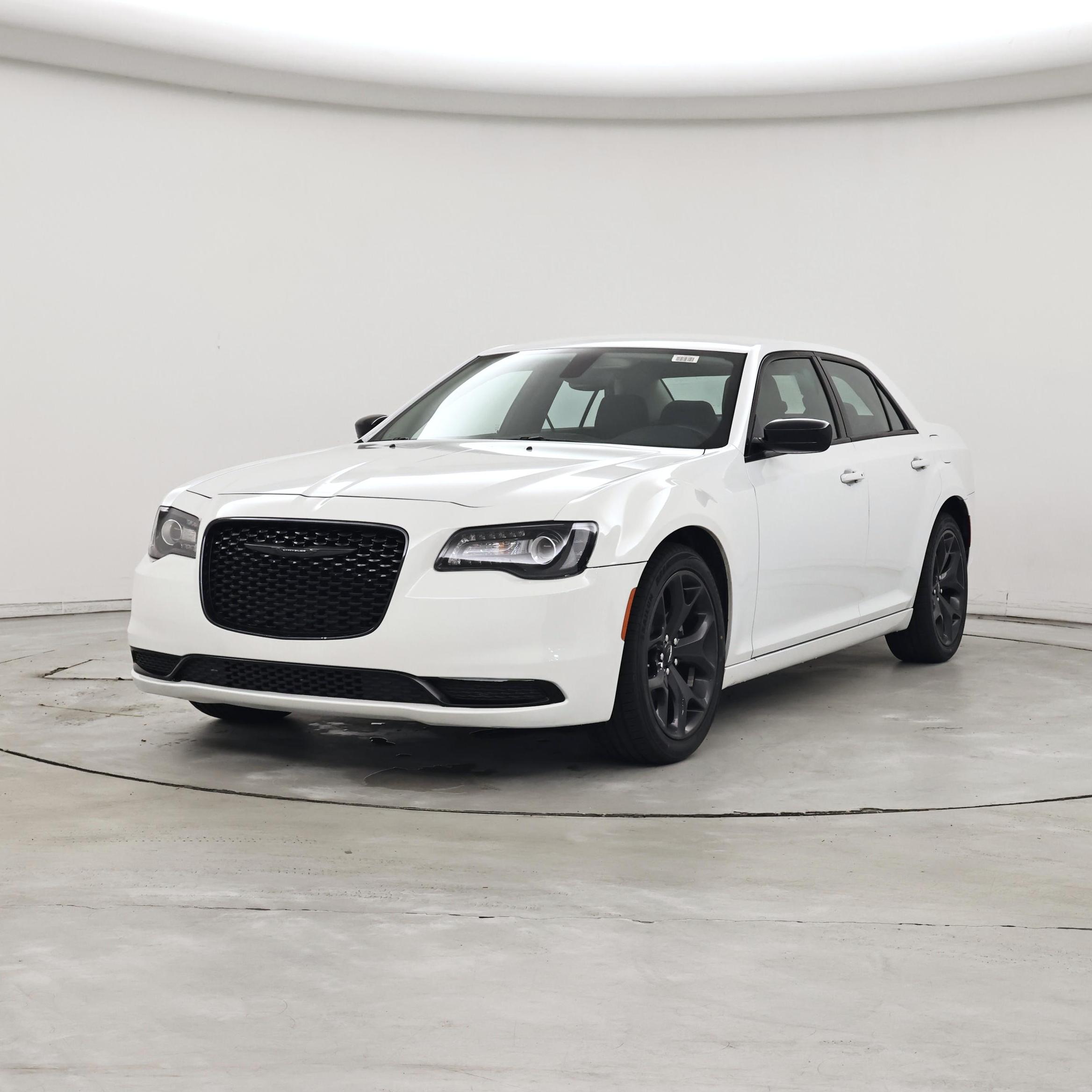 Thumbnail: 2023 Chrysler 300 - 4