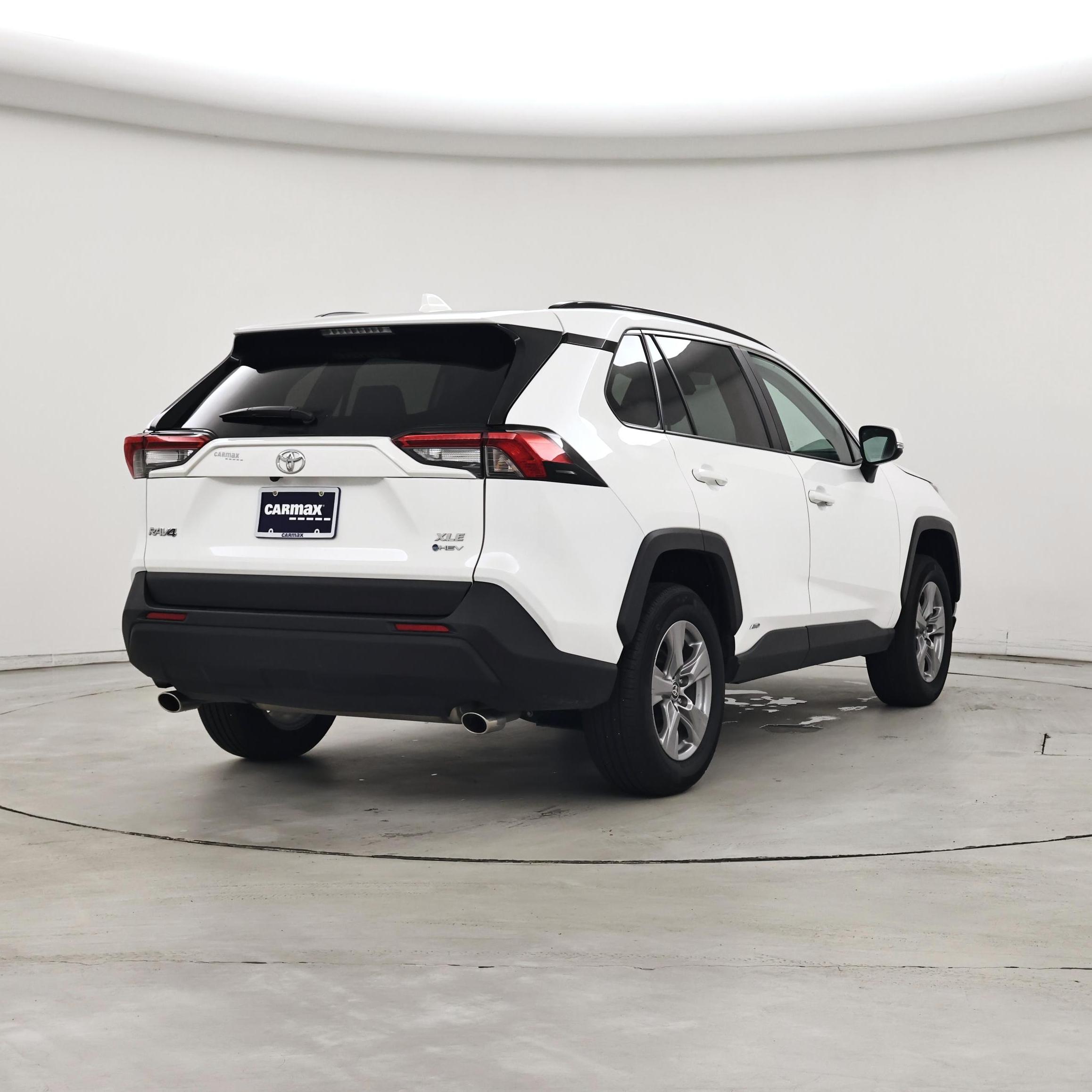 Thumbnail: 2025 Toyota RAV4 - 8