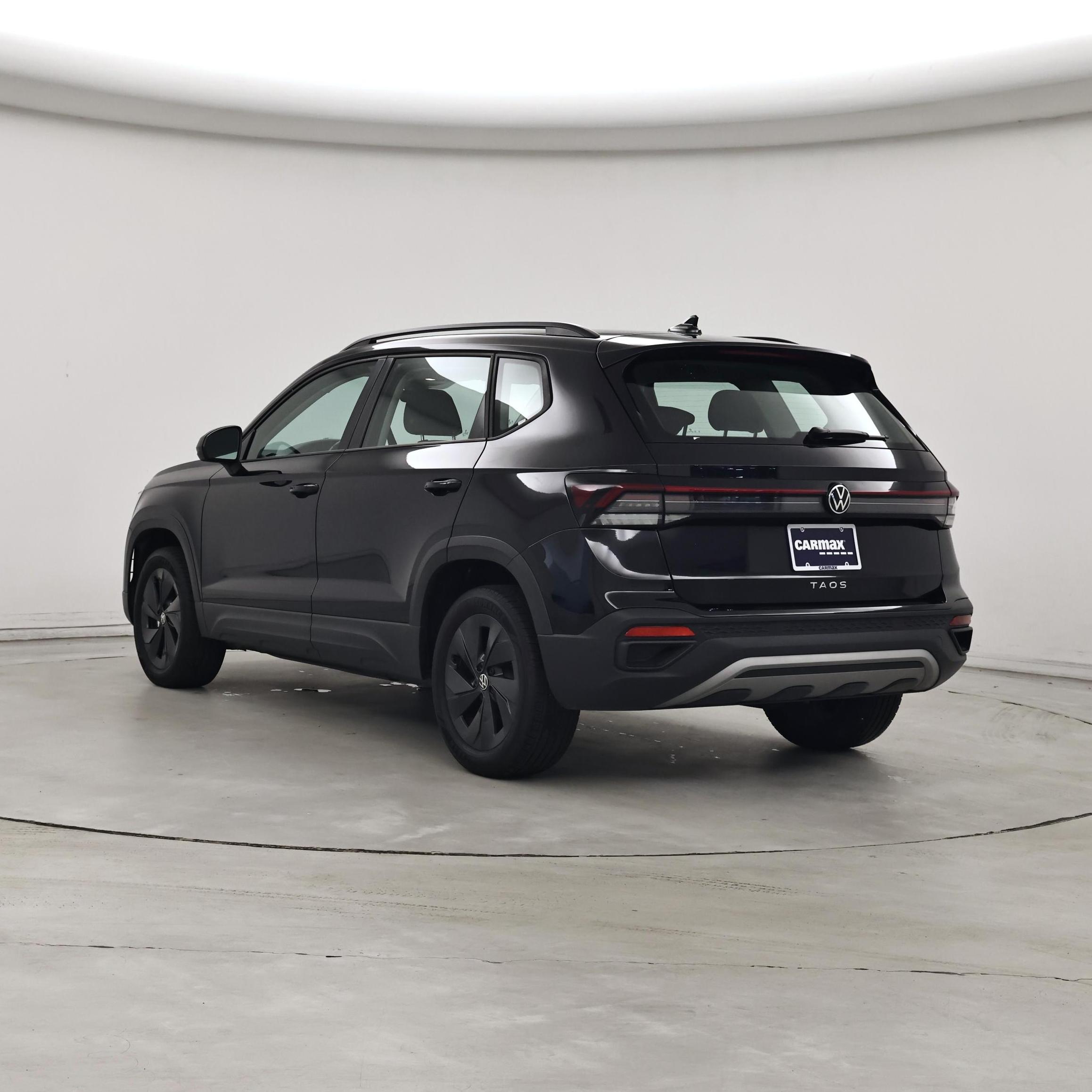 Thumbnail: 2025 Volkswagen Taos - 2
