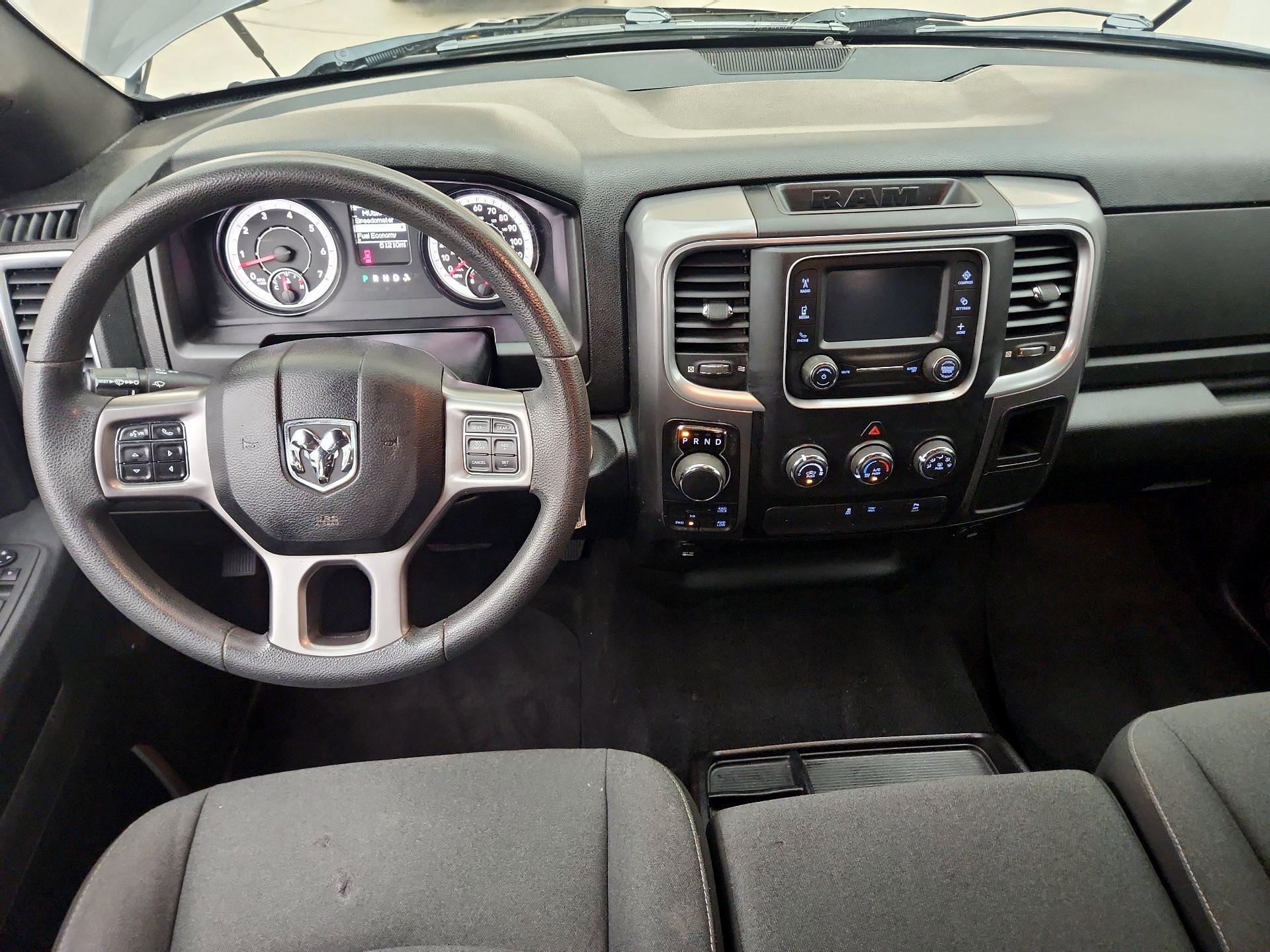 Thumbnail: 2021 RAM 1500 Classic - 9