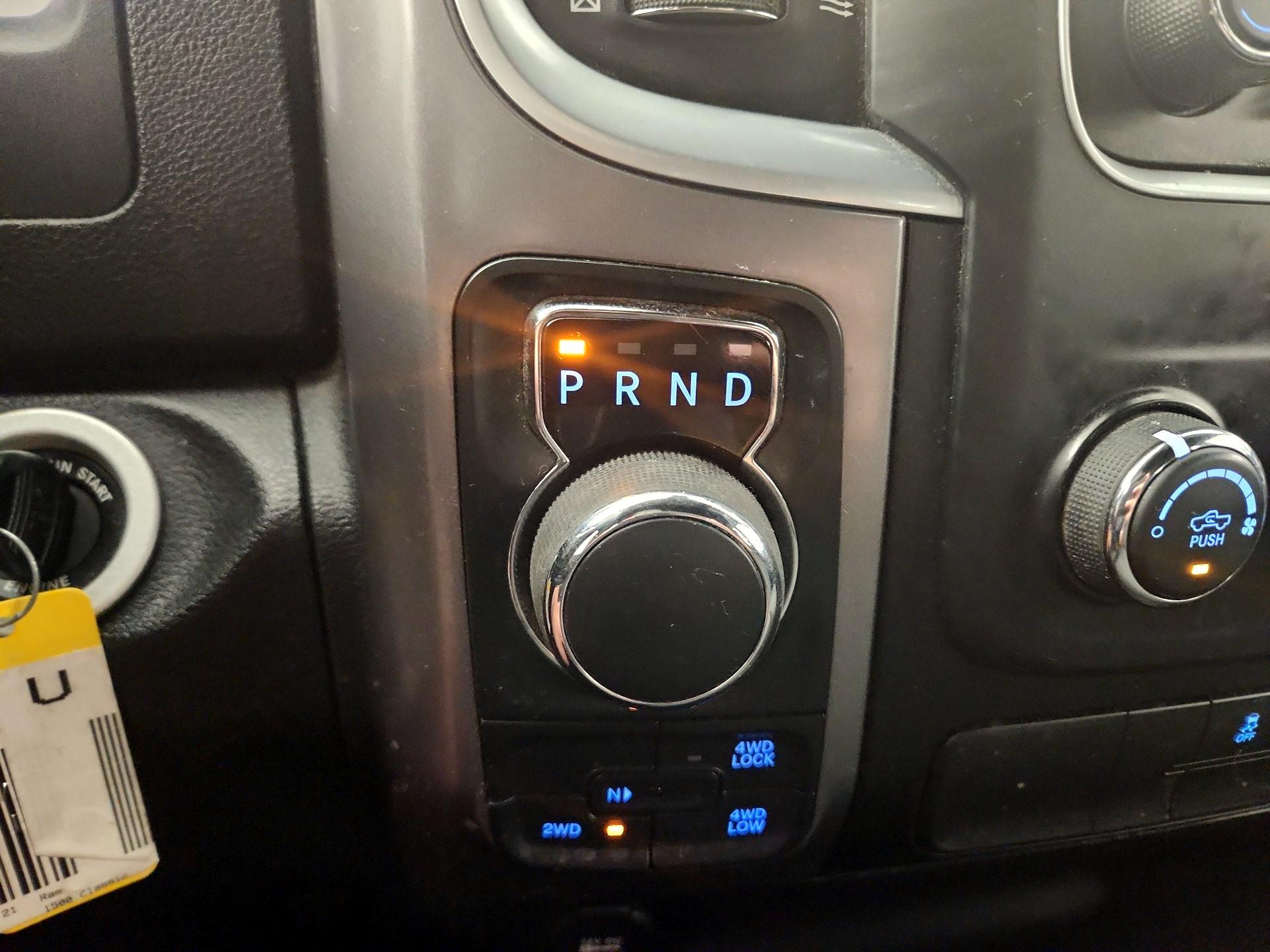 Thumbnail: 2021 RAM 1500 Classic - 17