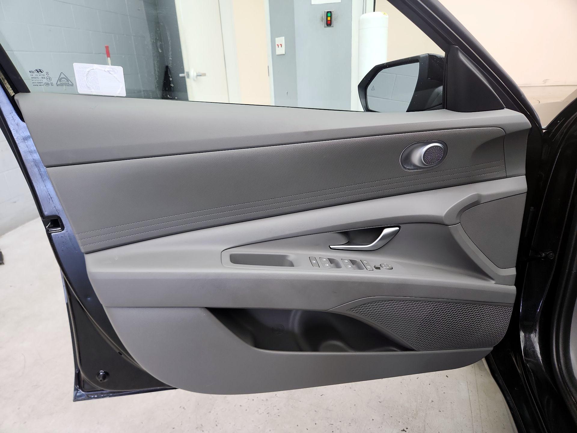 Thumbnail: 2024 Hyundai Elantra - 12