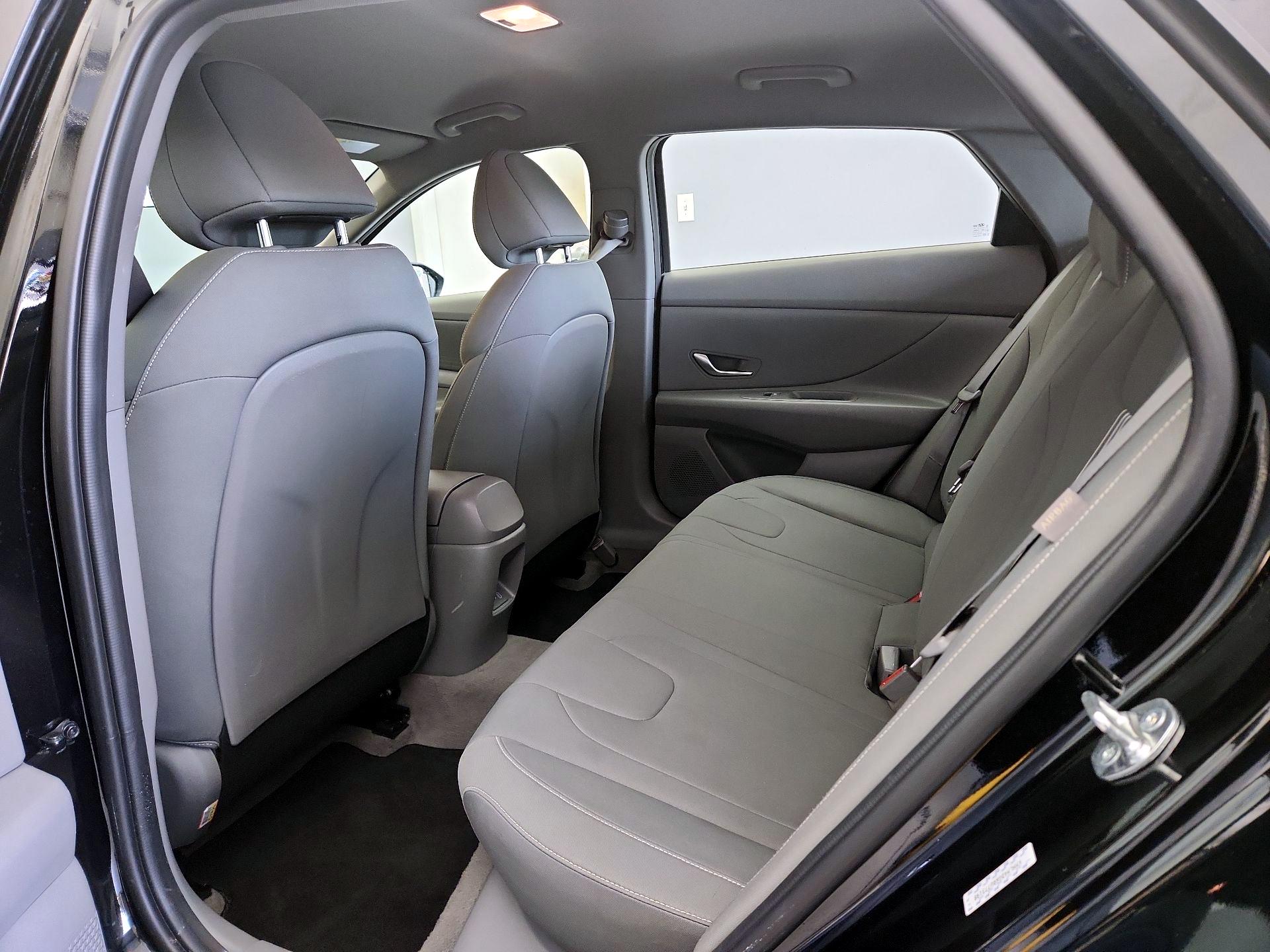 Thumbnail: 2024 Hyundai Elantra - 20