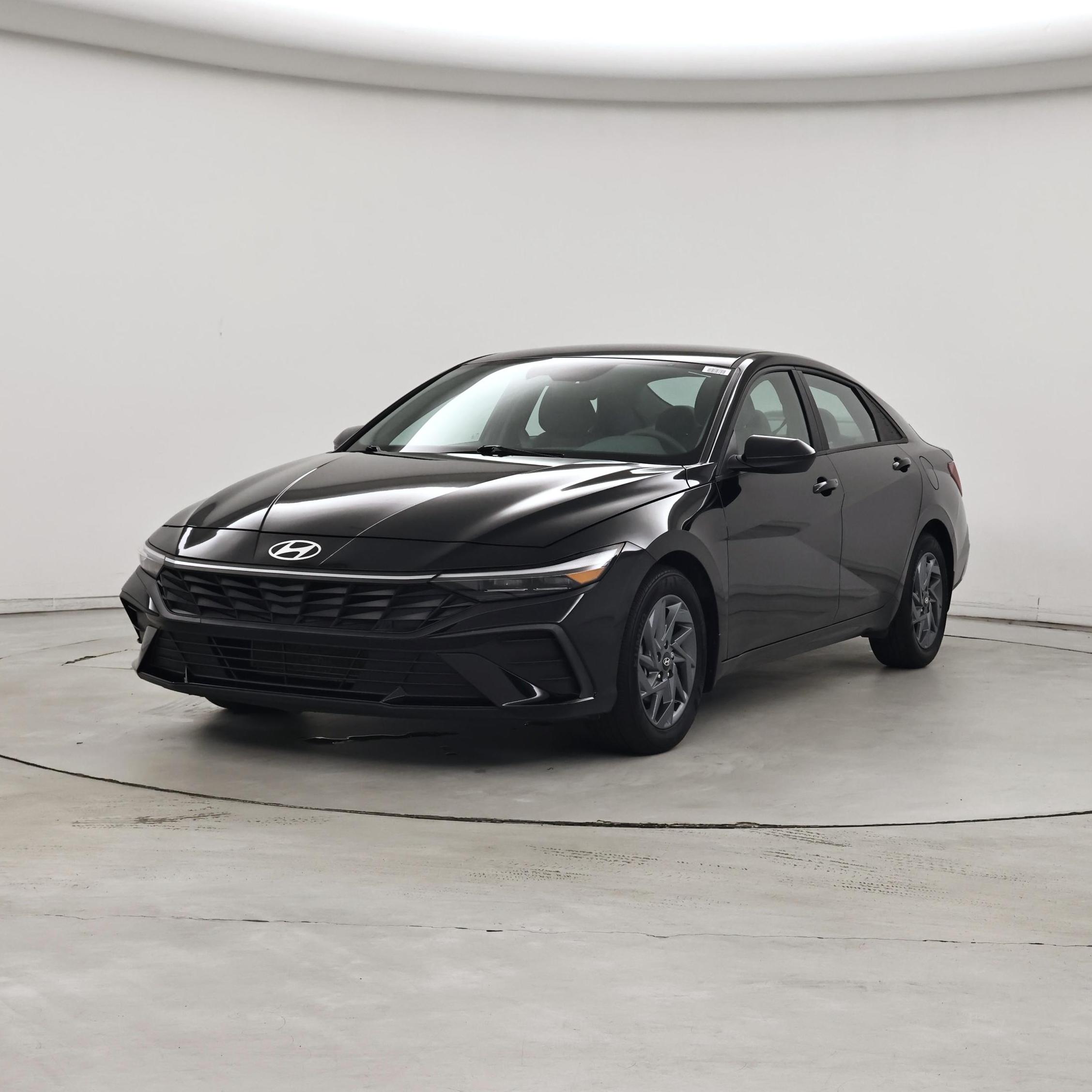 Thumbnail: 2024 Hyundai Elantra - 4