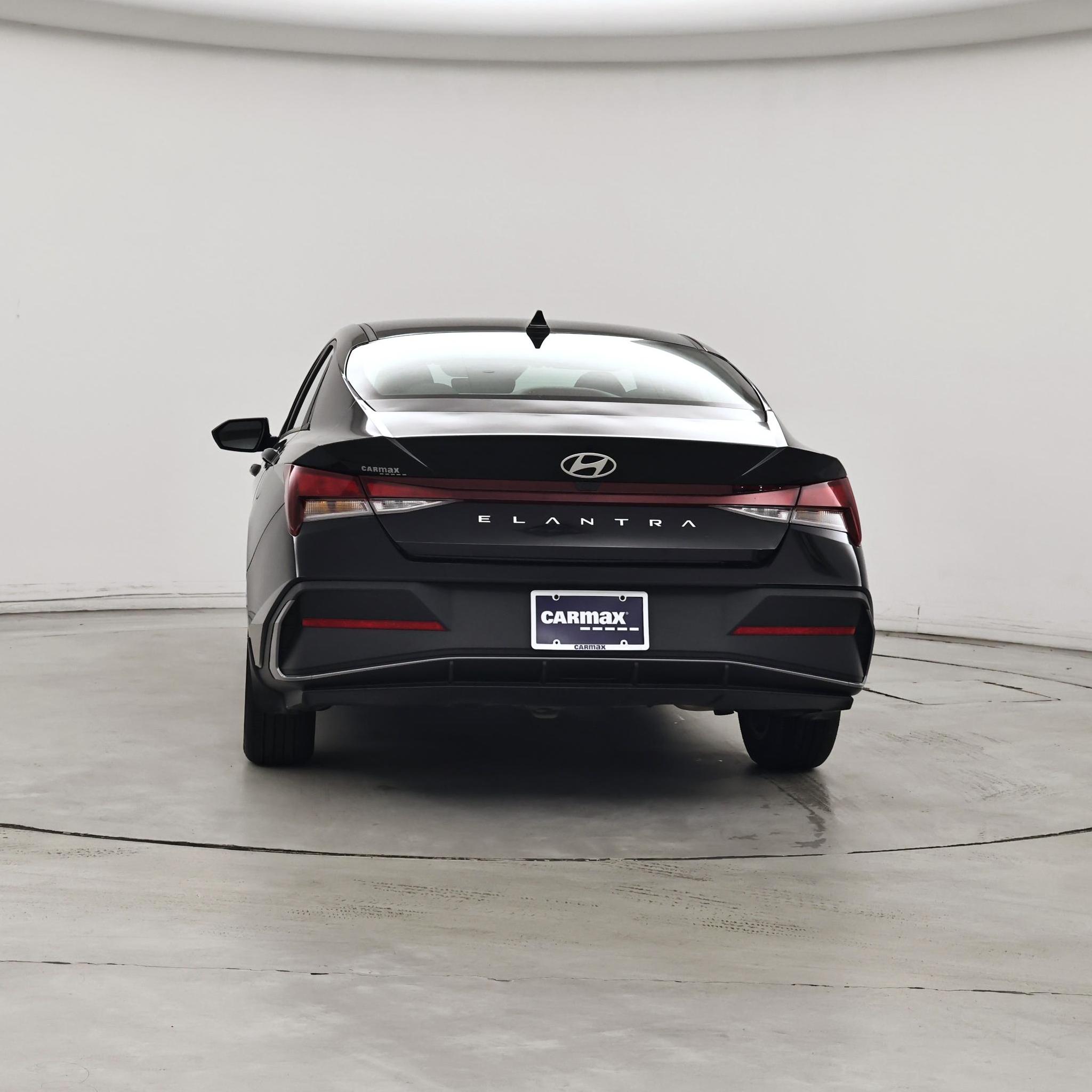 Thumbnail: 2024 Hyundai Elantra - 6