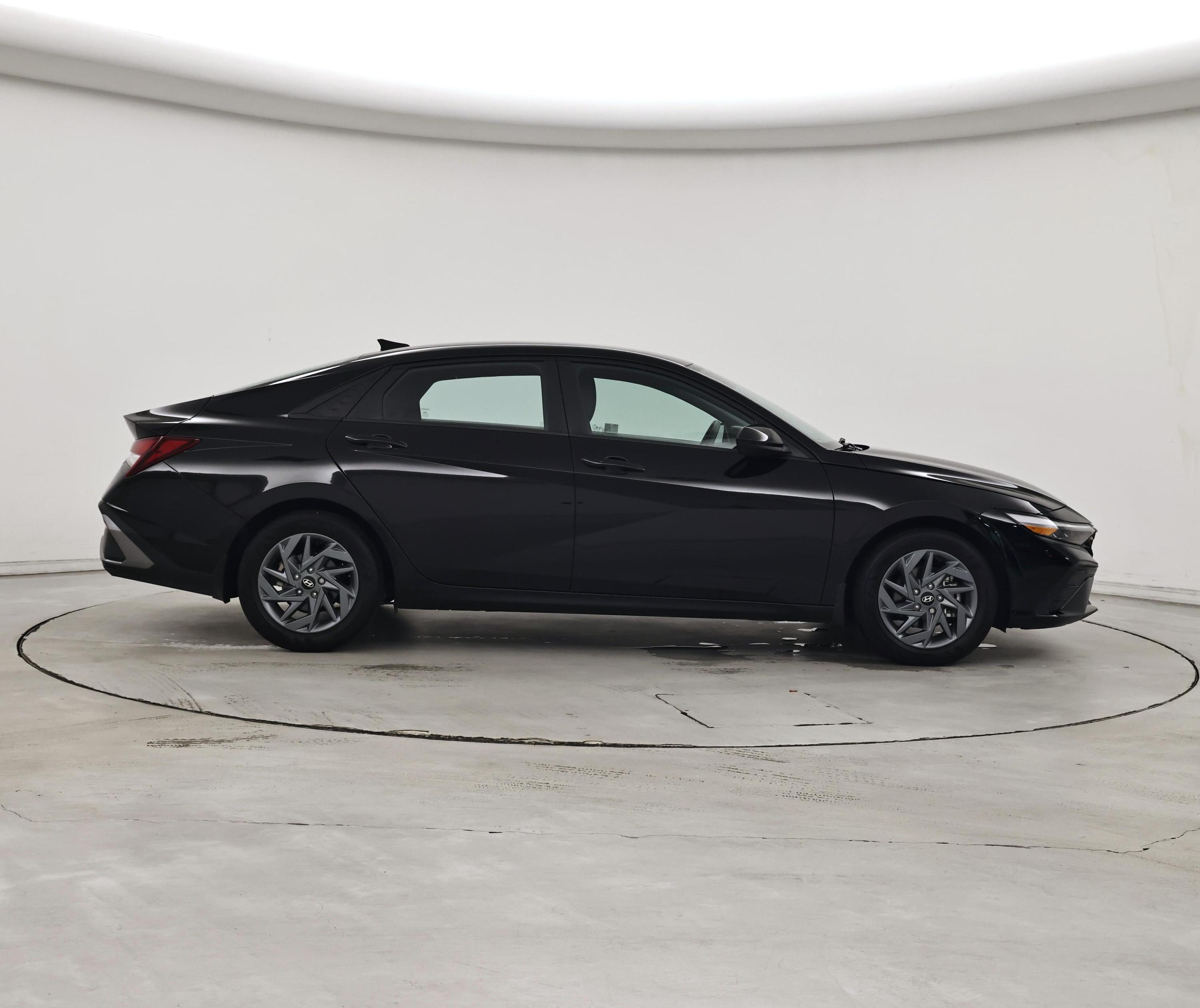 Thumbnail: 2024 Hyundai Elantra - 7