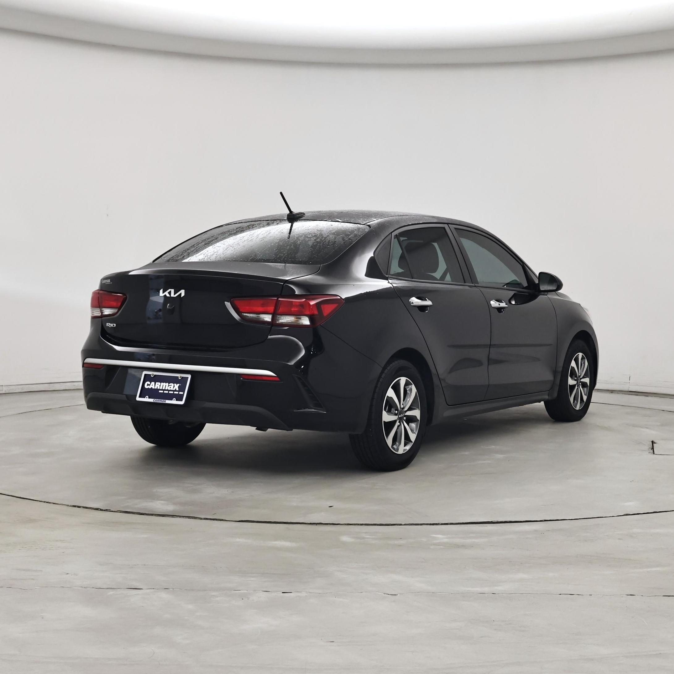 Thumbnail: 2023 Kia Rio - 8