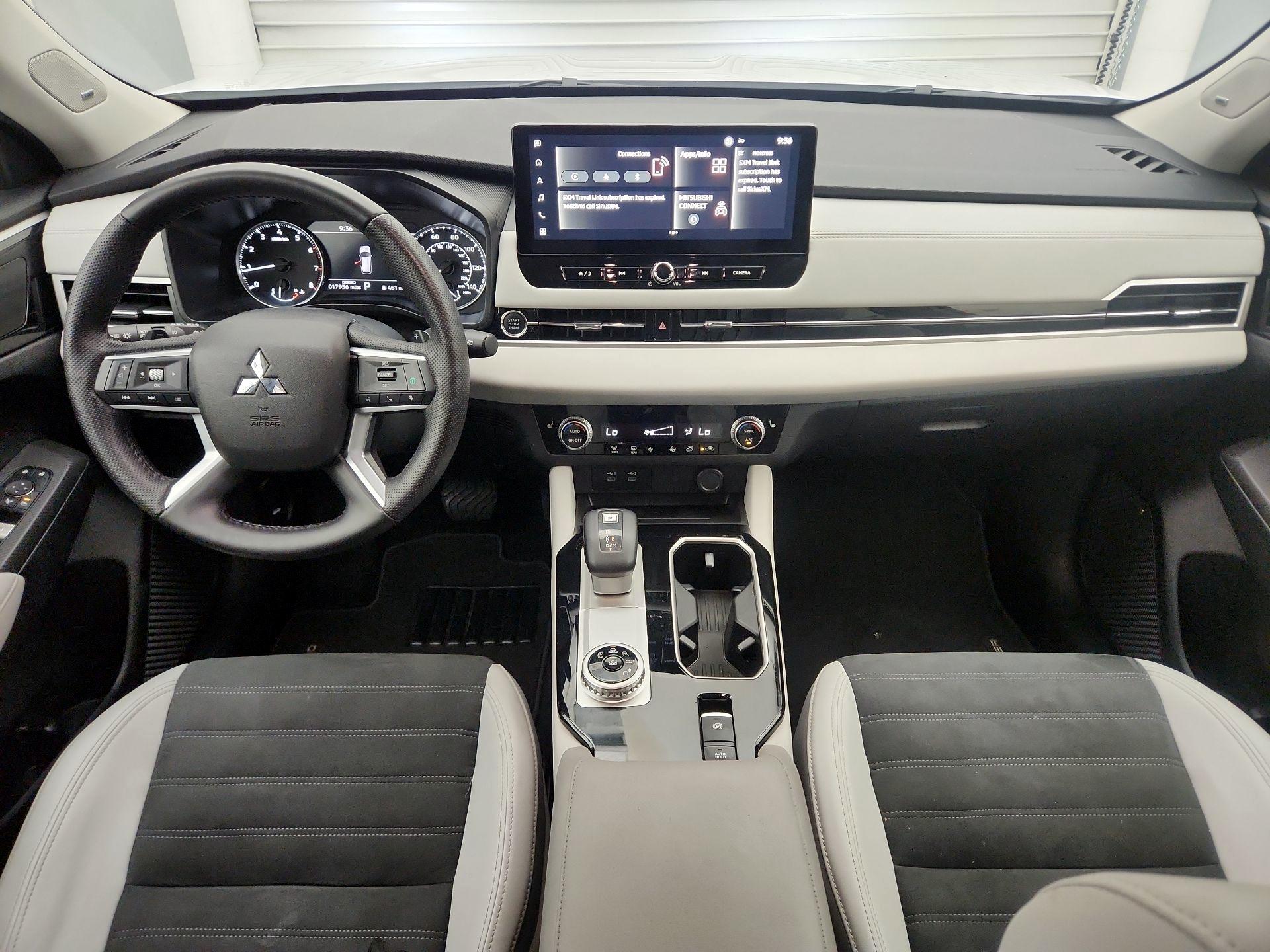 Thumbnail: 2025 Mitsubishi Outlander - 9