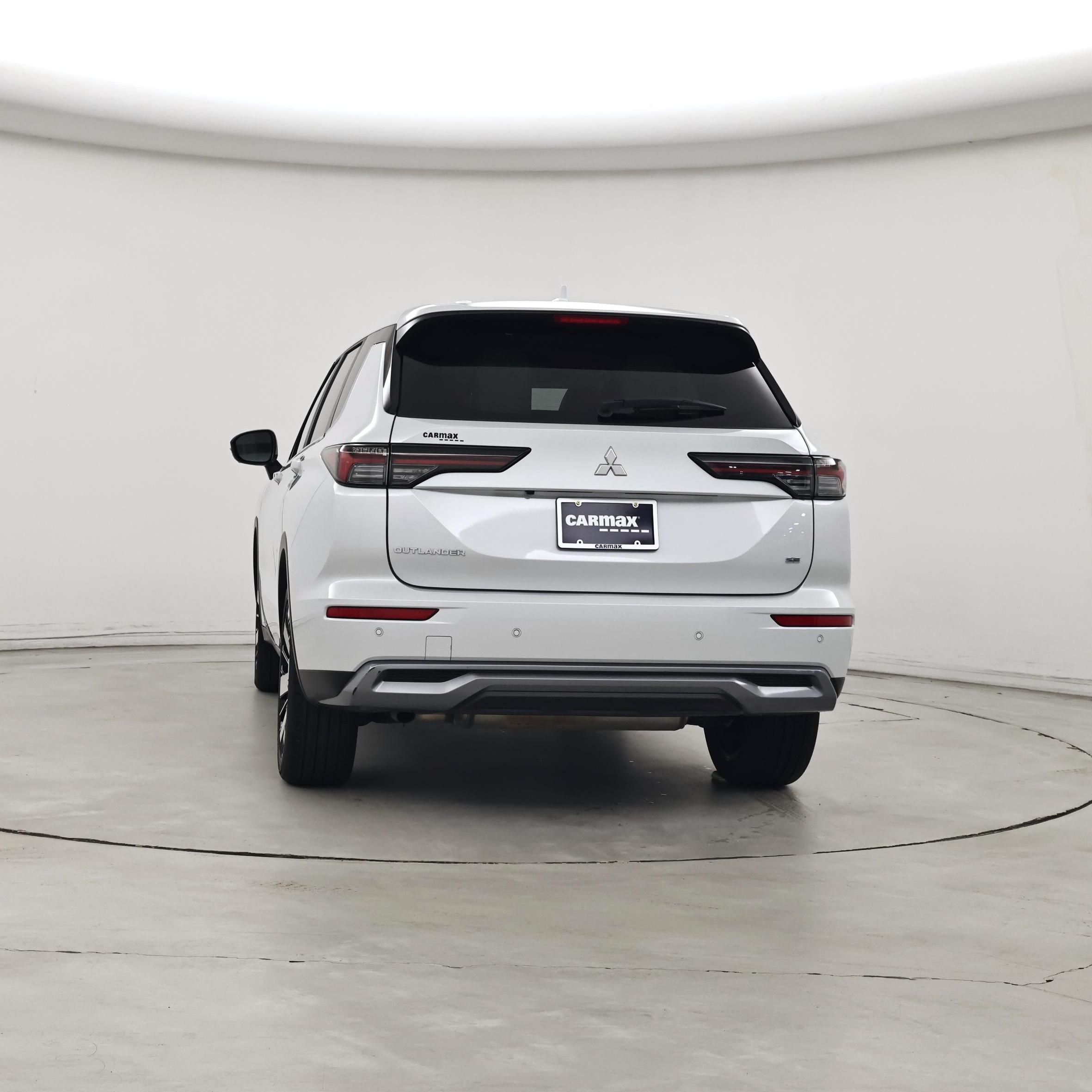 Thumbnail: 2025 Mitsubishi Outlander - 6