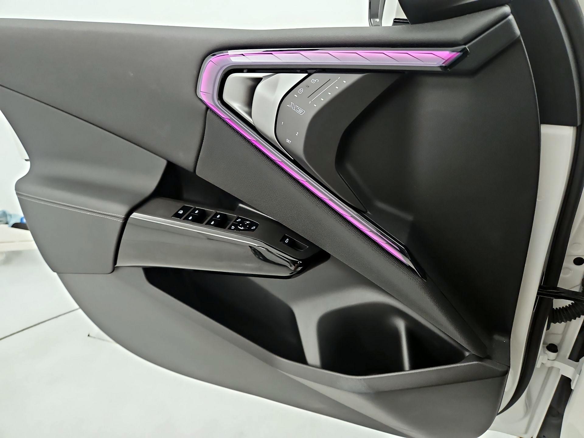 Thumbnail: 2026 BMW X3 - 12