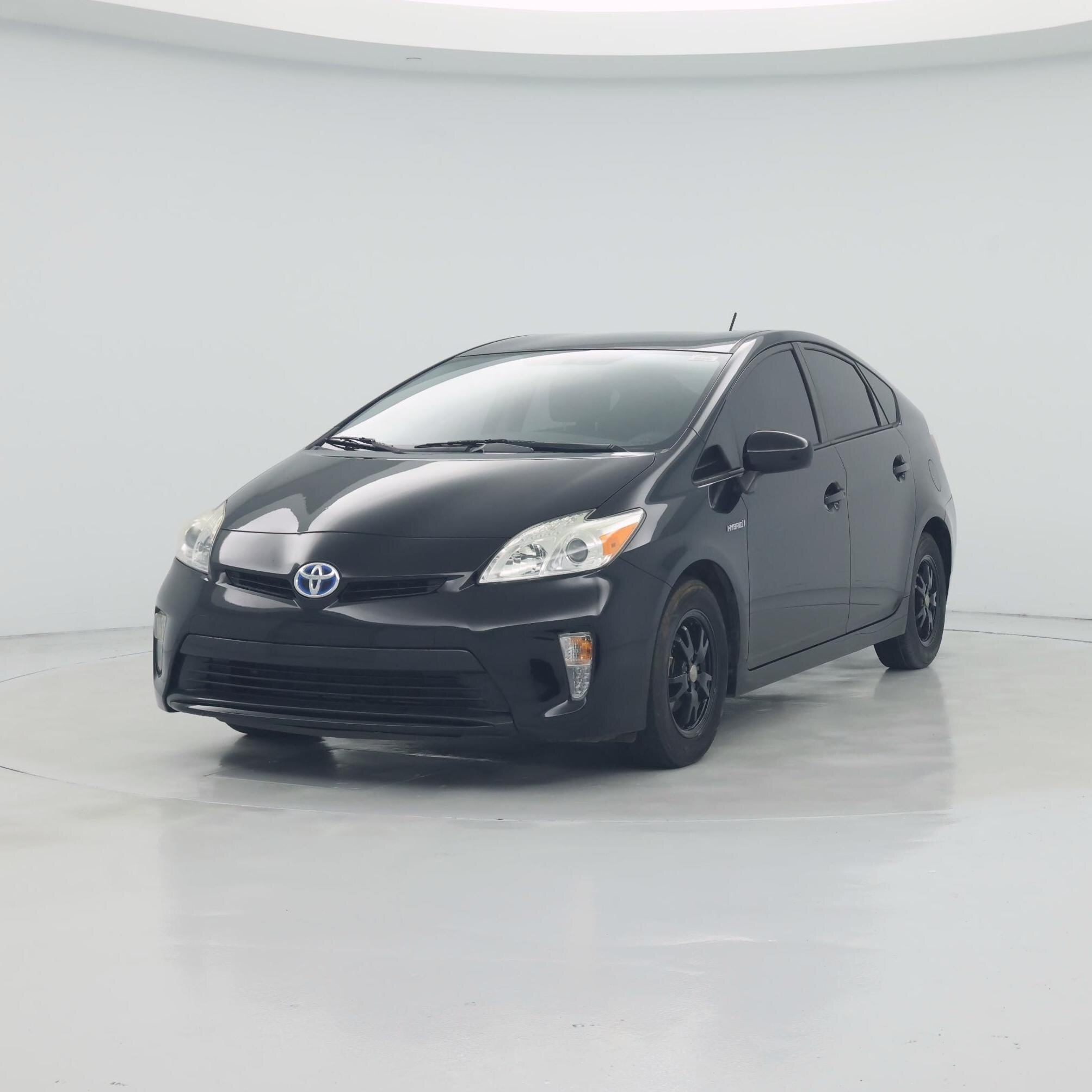 Thumbnail: 2015 Toyota Prius - 4