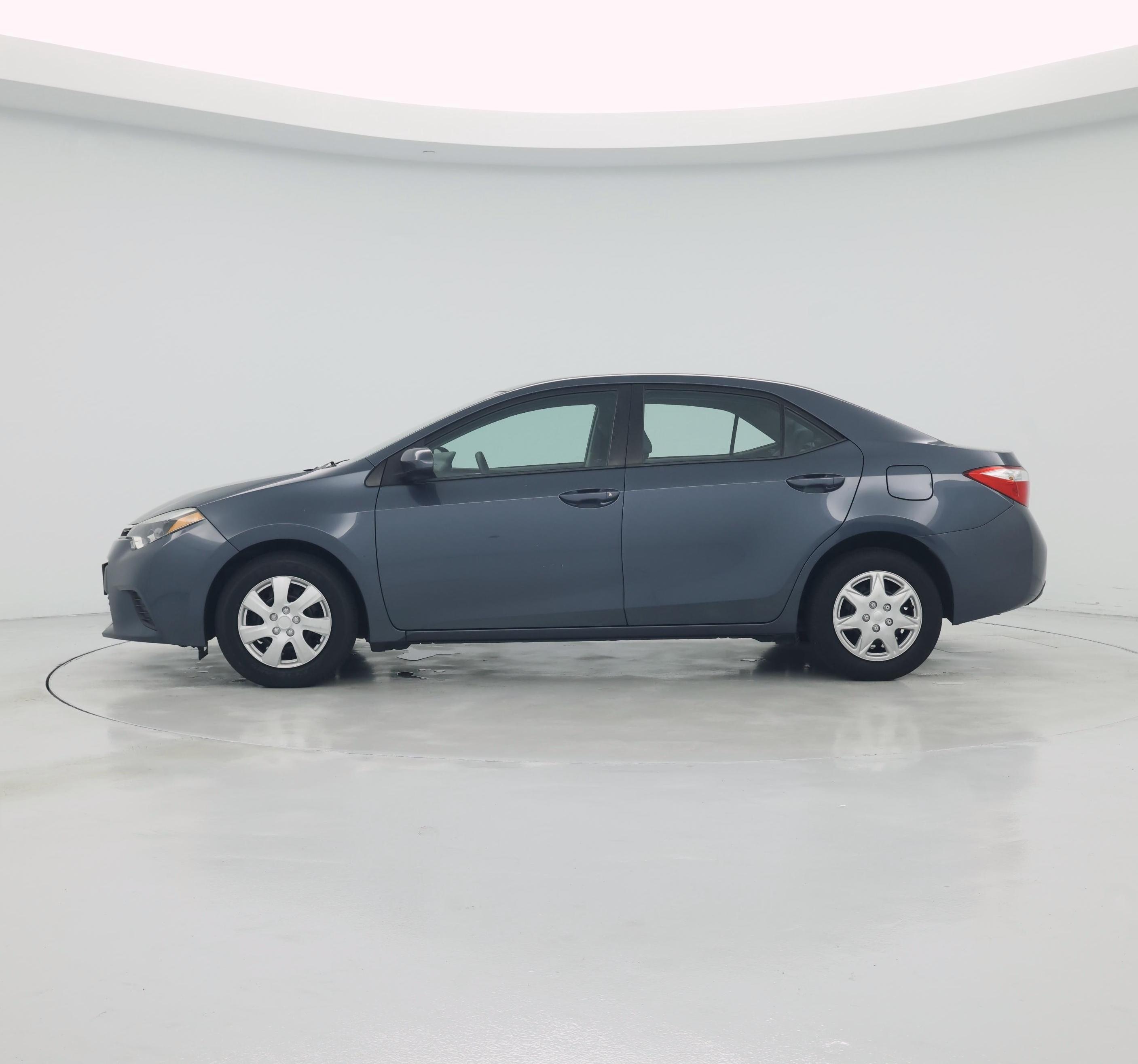 Thumbnail: 2015 Toyota Corolla - 3